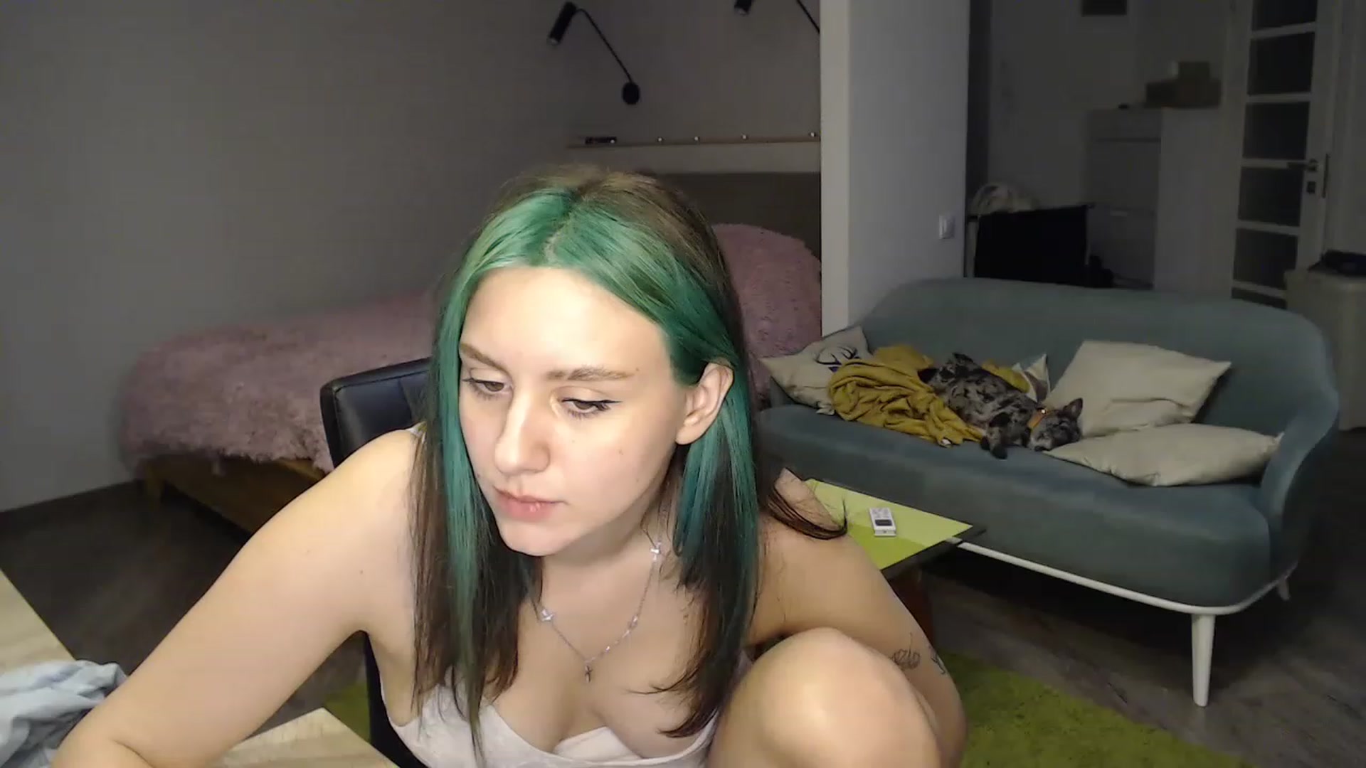 Gallery image thumbnail from MiaPhaola's myfreecams stream on, 12/08/2022, 11:18 image 16 of 20