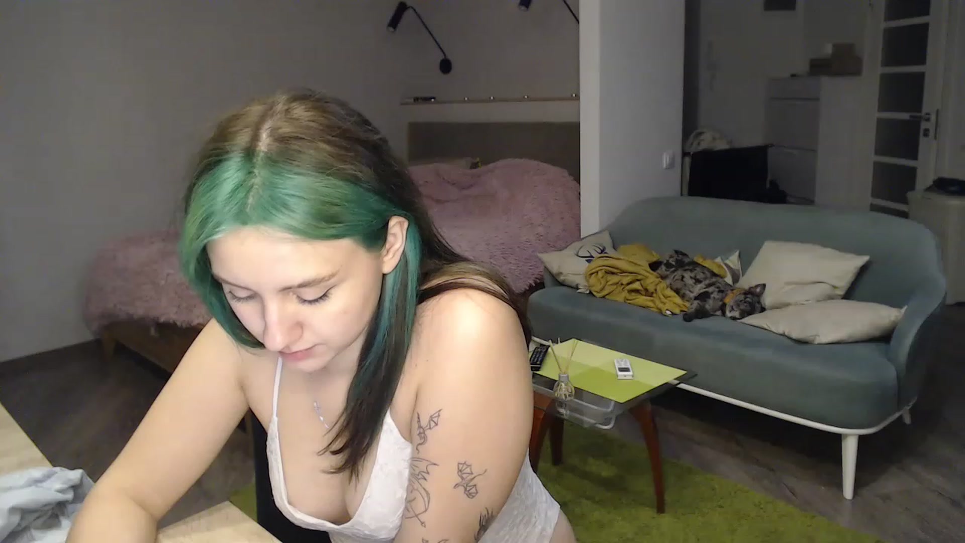 Gallery image thumbnail from MiaPhaola's myfreecams stream on, 12/08/2022, 11:18 image 19 of 20