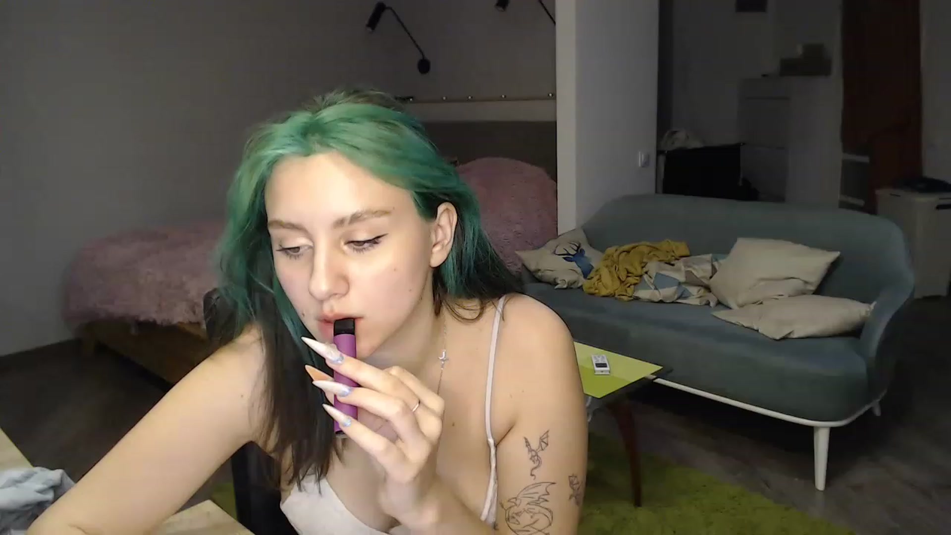 Gallery image thumbnail from MiaPhaola's myfreecams stream on, 12/08/2022, 11:18 image 7 of 20
