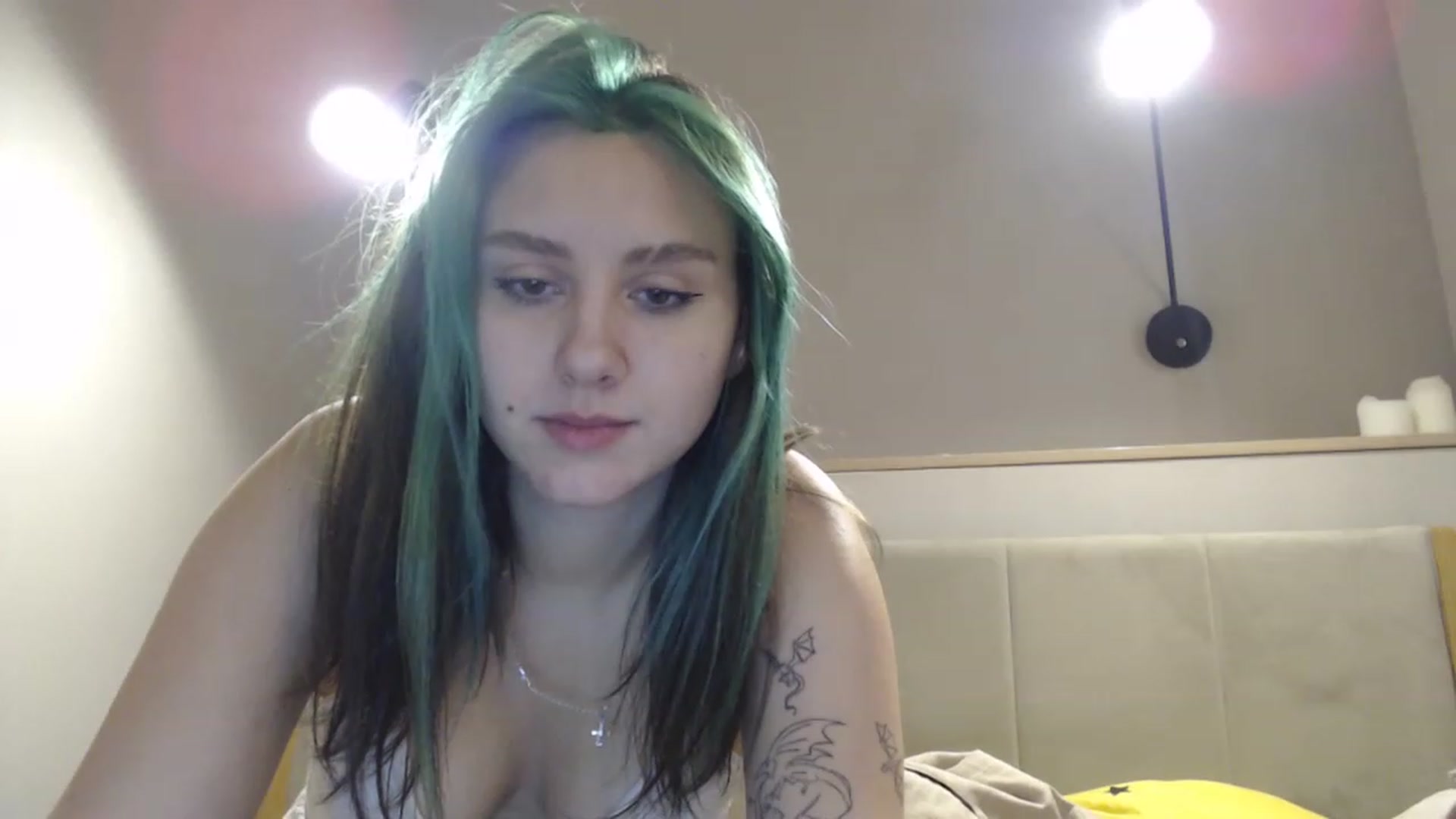 Gallery image thumbnail from MiaPhaola's myfreecams stream on, 12/08/2022, 13:33 image 19 of 20