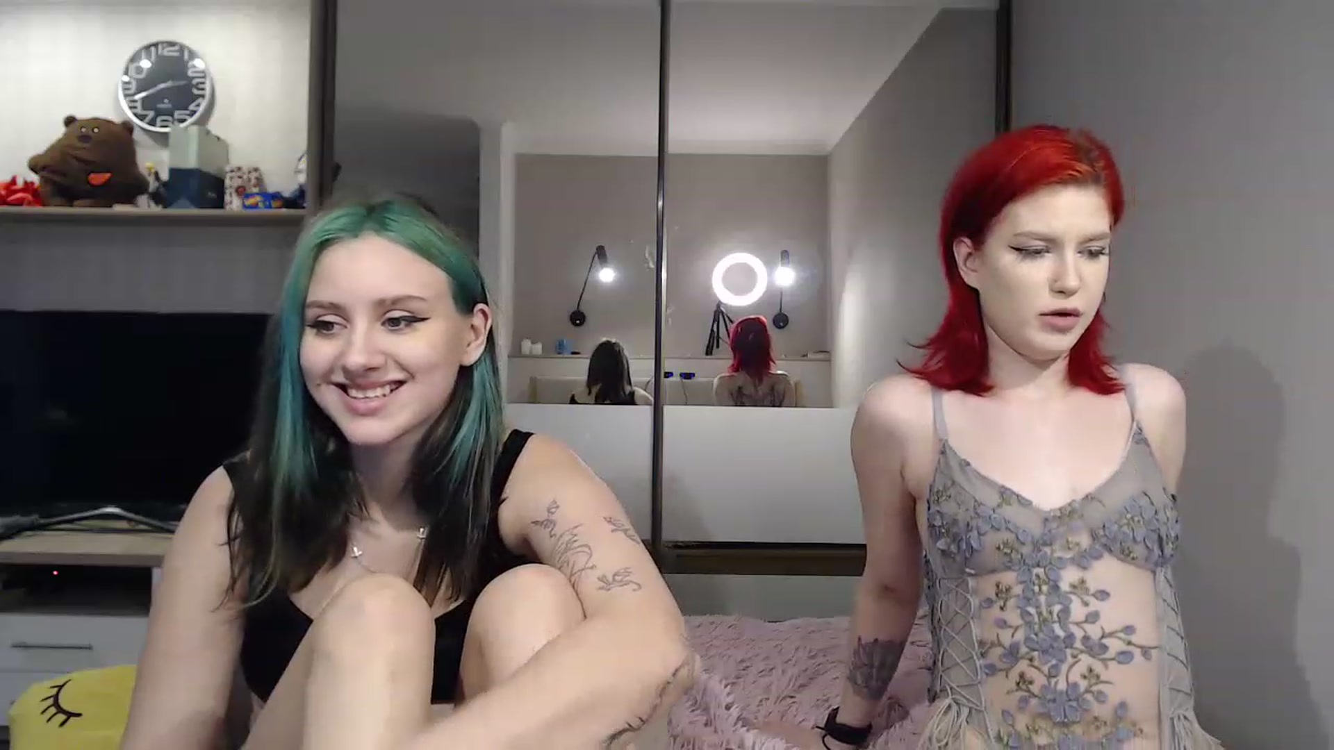 Gallery image thumbnail from MiaPhaola's myfreecams stream on, 12/09/2022, 13:03 image 18 of 20