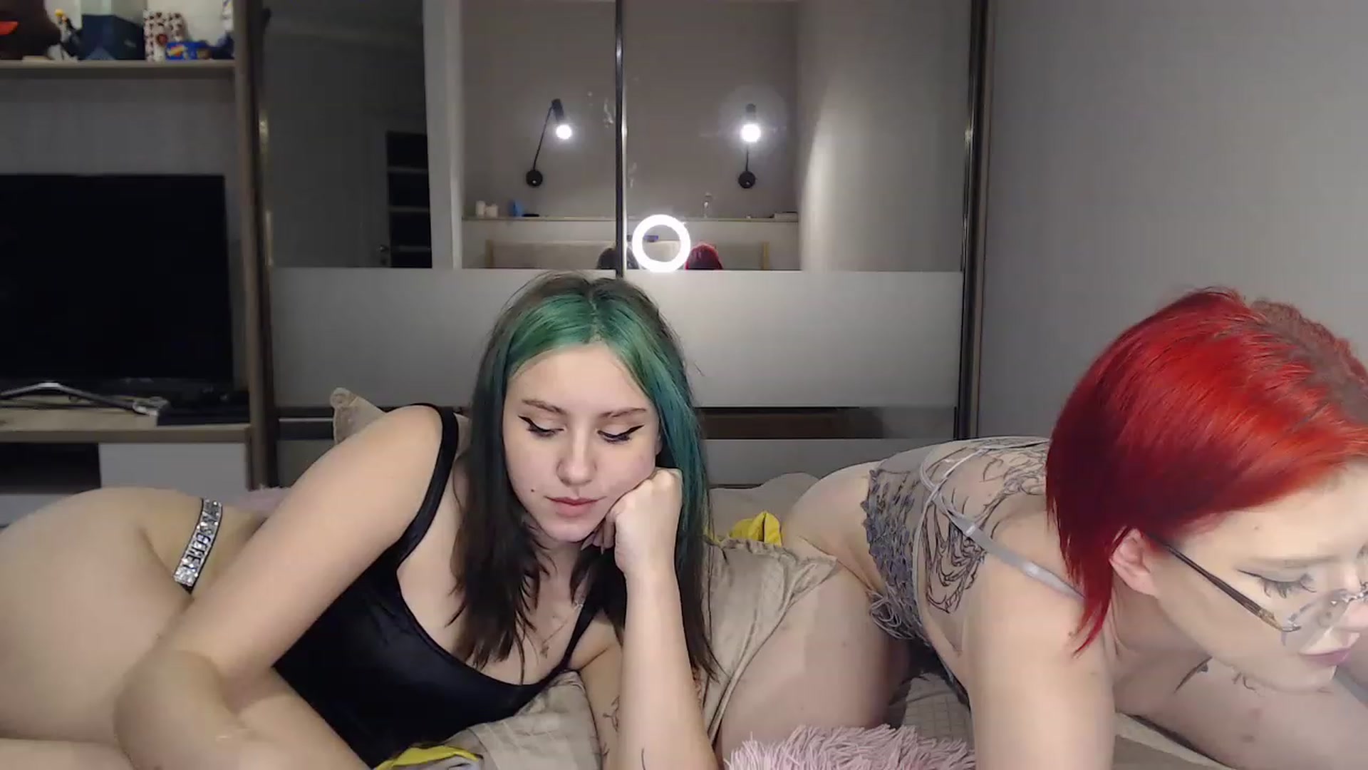Gallery image thumbnail from MiaPhaola's myfreecams stream on, 12/09/2022, 13:55 image 12 of 20