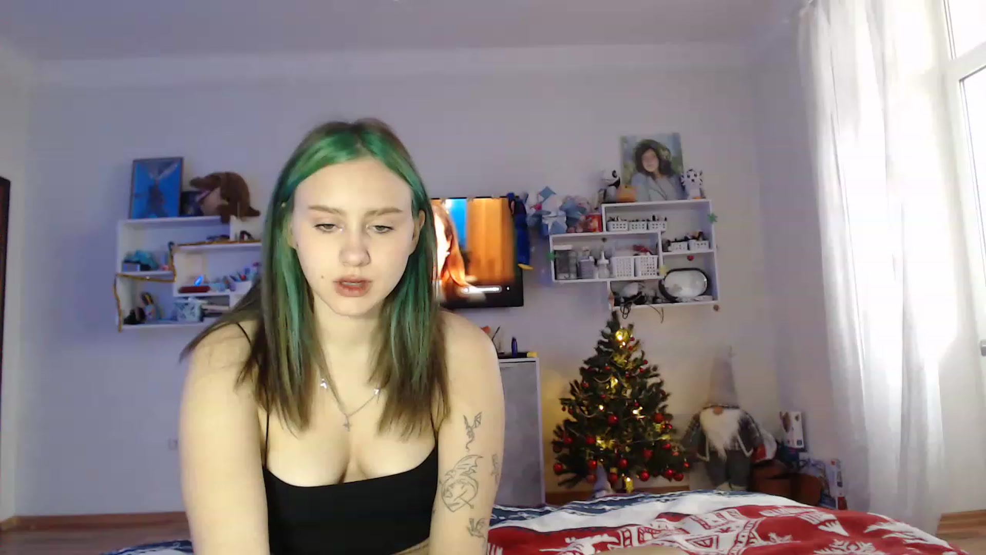 Gallery image thumbnail from MiaPhaola's myfreecams stream on, 12/15/2022, 11:55 image 17 of 20
