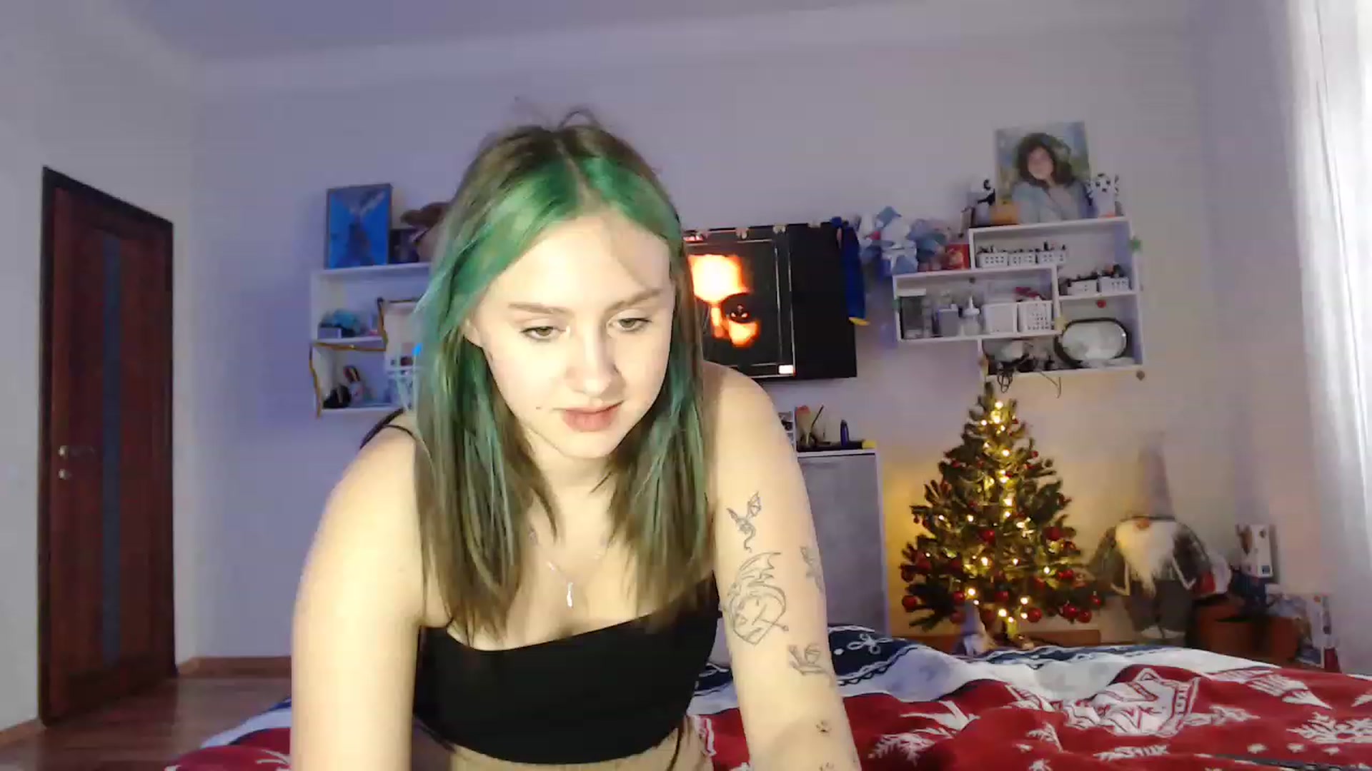 Gallery image thumbnail from MiaPhaola's myfreecams stream on, 12/15/2022, 14:12 image 1 of 20