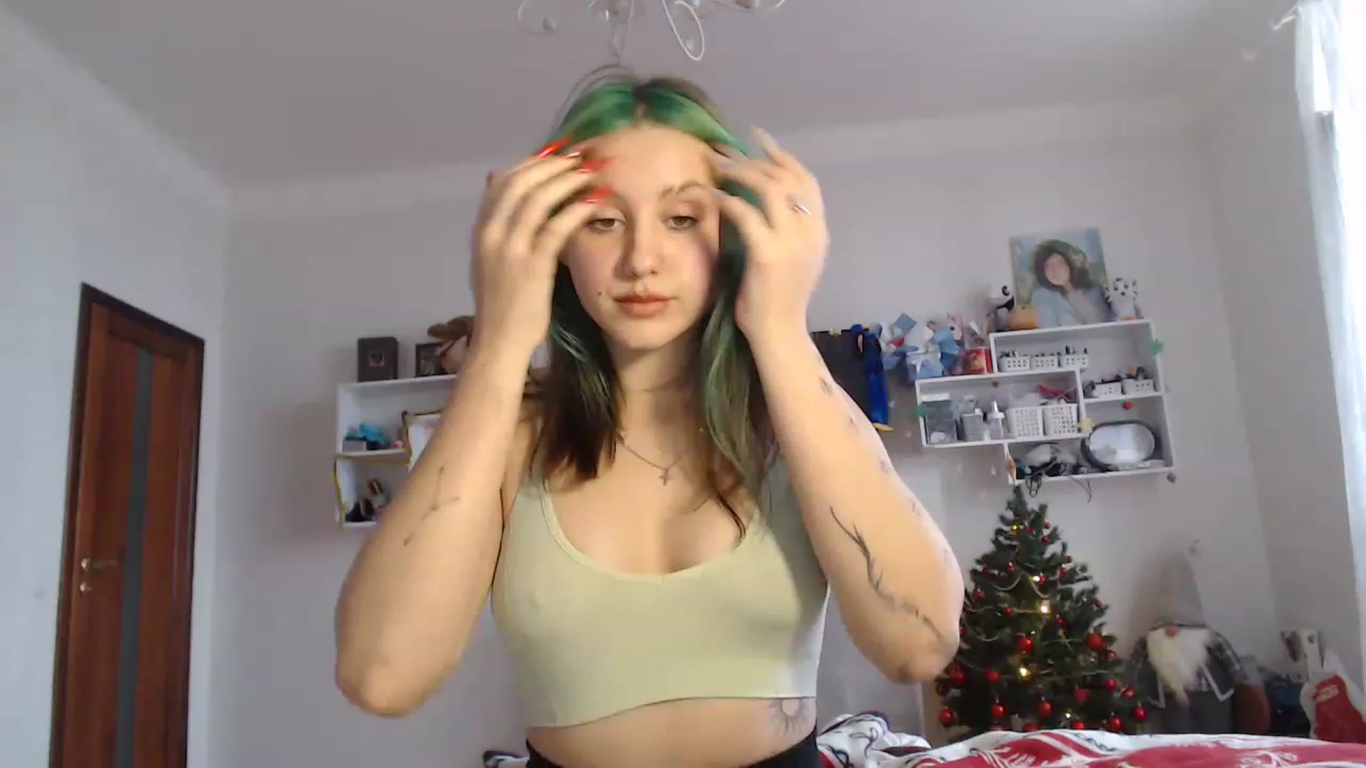 Gallery image thumbnail from MiaPhaola's myfreecams stream on, 12/17/2022, 13:05 image 19 of 20