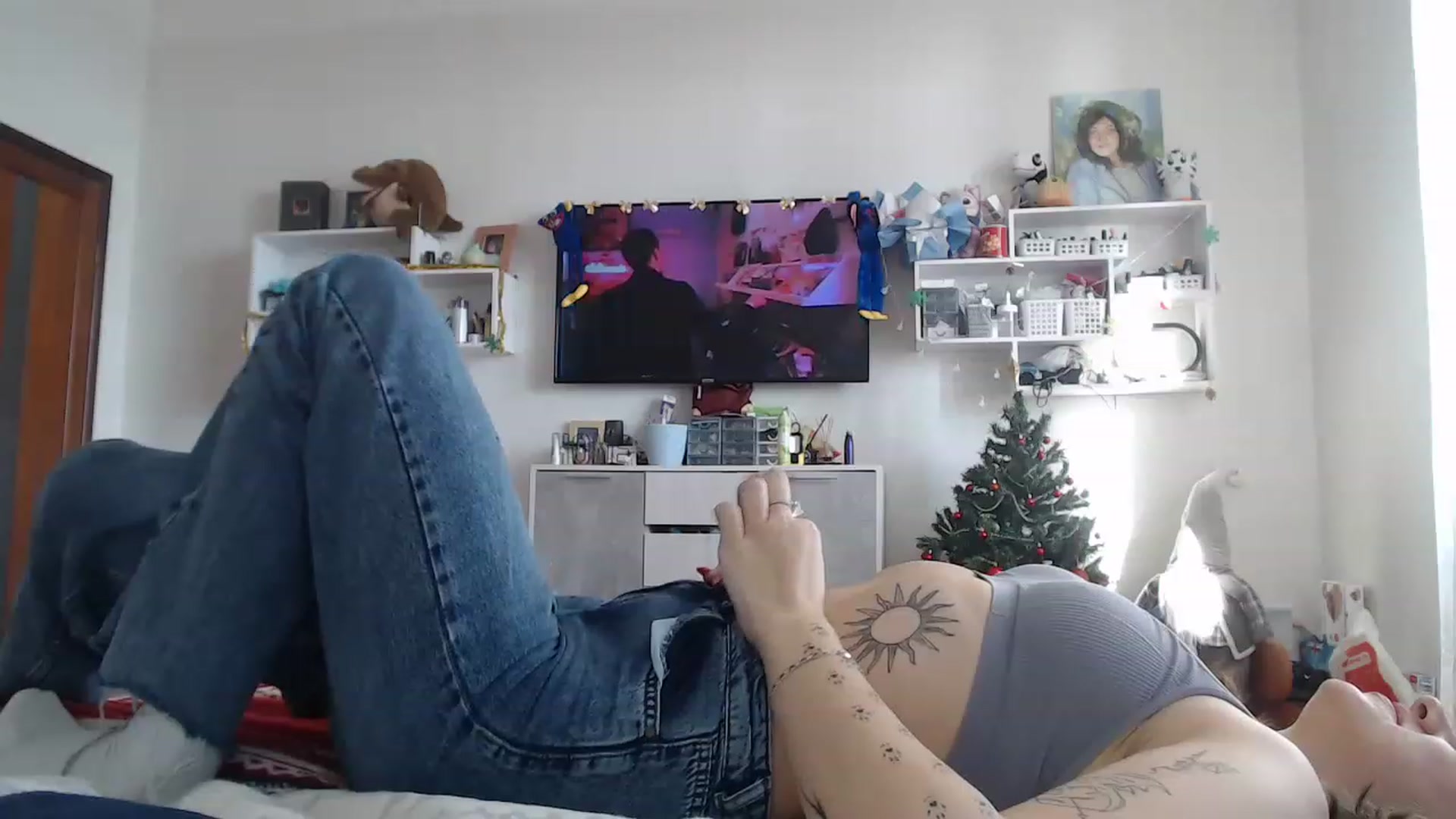 Gallery image thumbnail from MiaPhaola's myfreecams stream on, 12/19/2022, 12:32 image 9 of 20