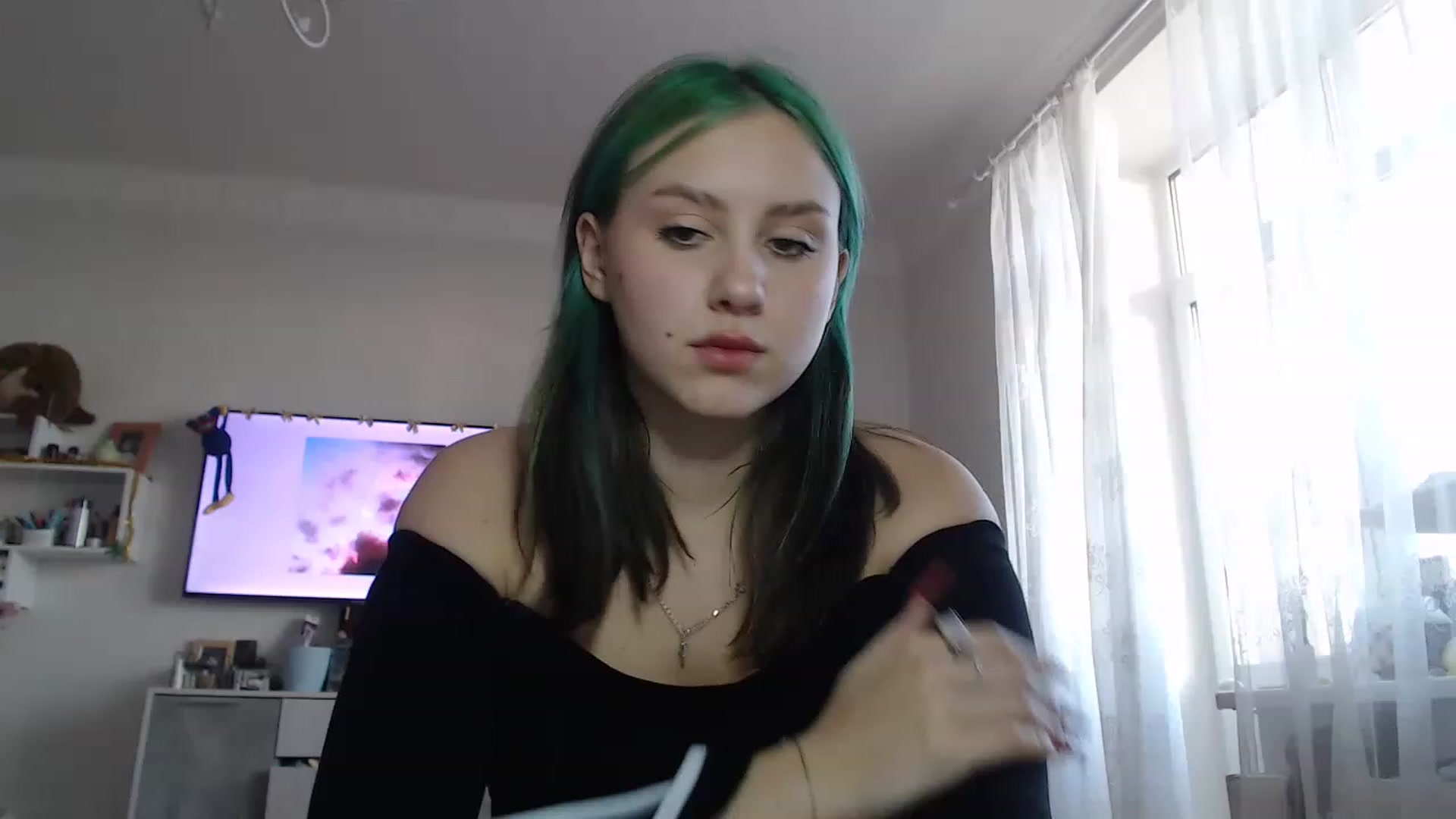 Gallery image thumbnail from MiaPhaola's myfreecams stream on, 12/19/2022, 13:38 image 20 of 20