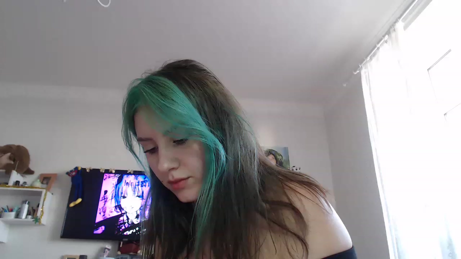 Gallery image thumbnail from MiaPhaola's myfreecams stream on, 12/19/2022, 13:38 image 9 of 20