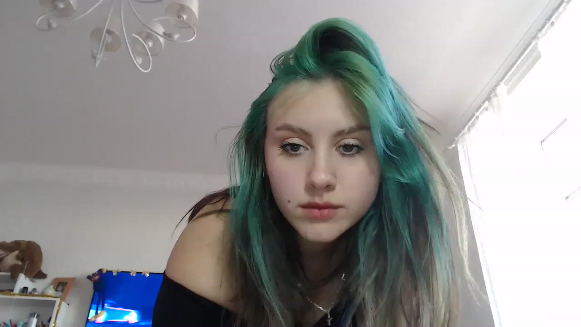Gallery image thumbnail from MiaPhaola's myfreecams stream on, 12/19/2022, 13:38 image 8 of 20