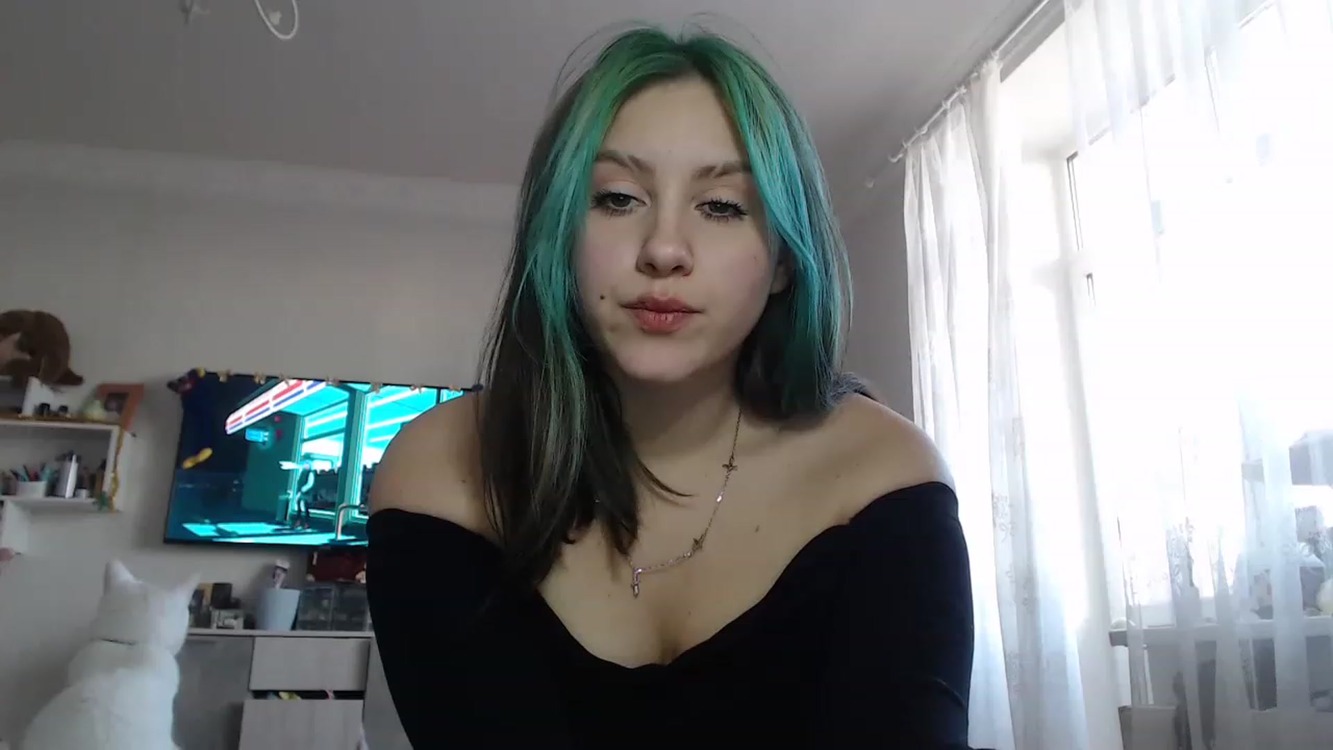 Gallery image thumbnail from MiaPhaola's myfreecams stream on, 12/19/2022, 13:38 image 17 of 20