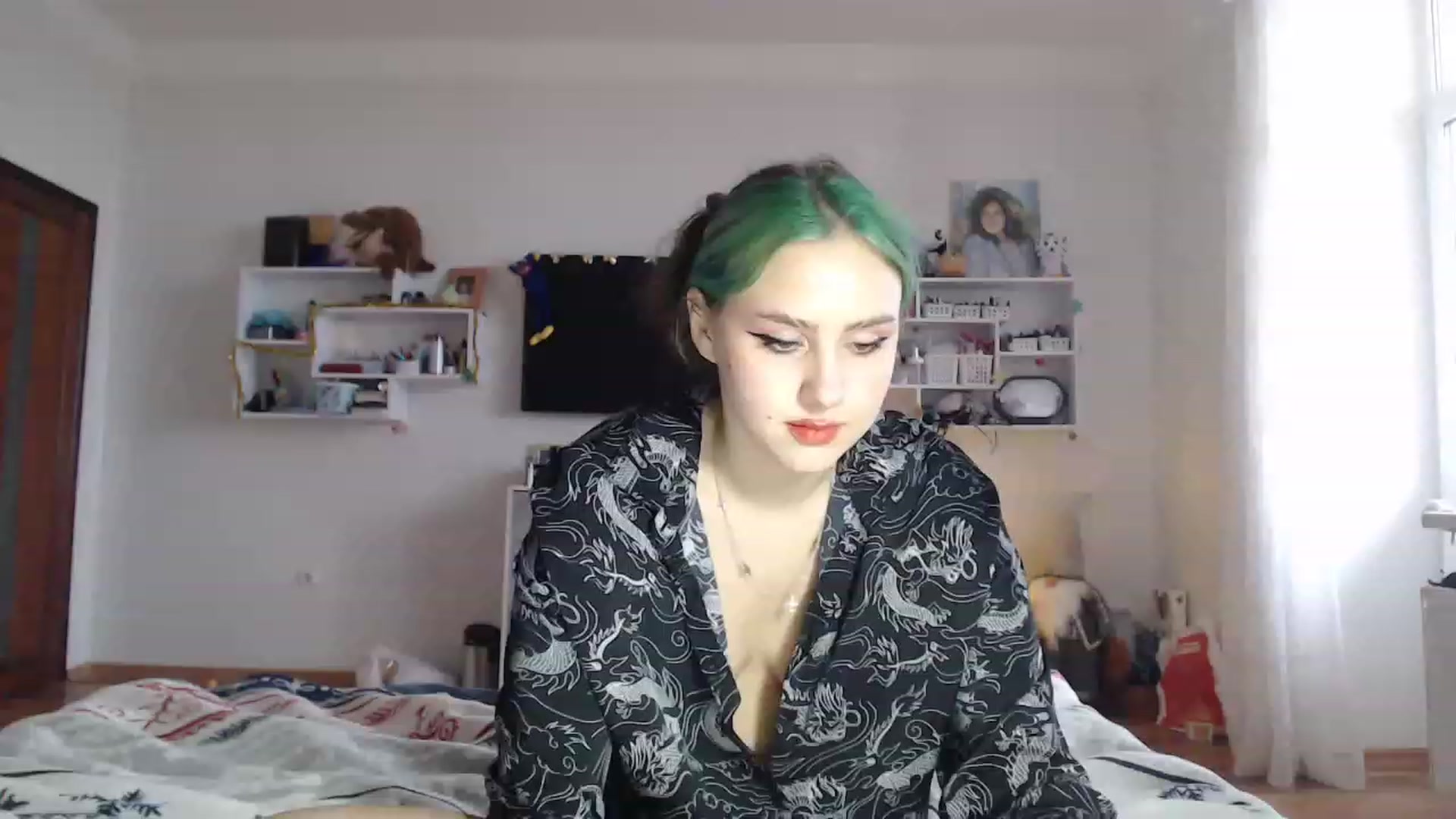 Gallery image thumbnail from MiaPhaola's myfreecams stream on, 12/22/2022, 13:46 image 9 of 20