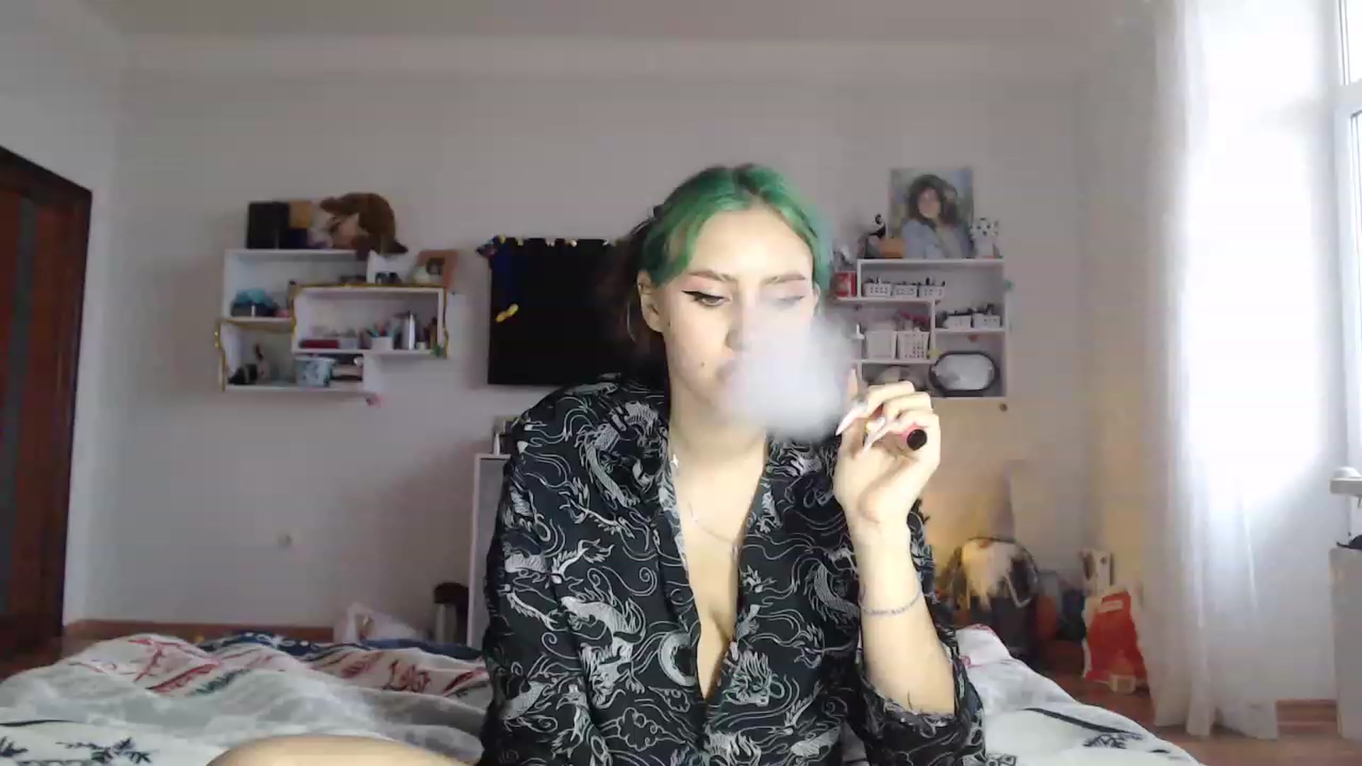 Gallery image thumbnail from MiaPhaola's myfreecams stream on, 12/22/2022, 13:46 image 19 of 20