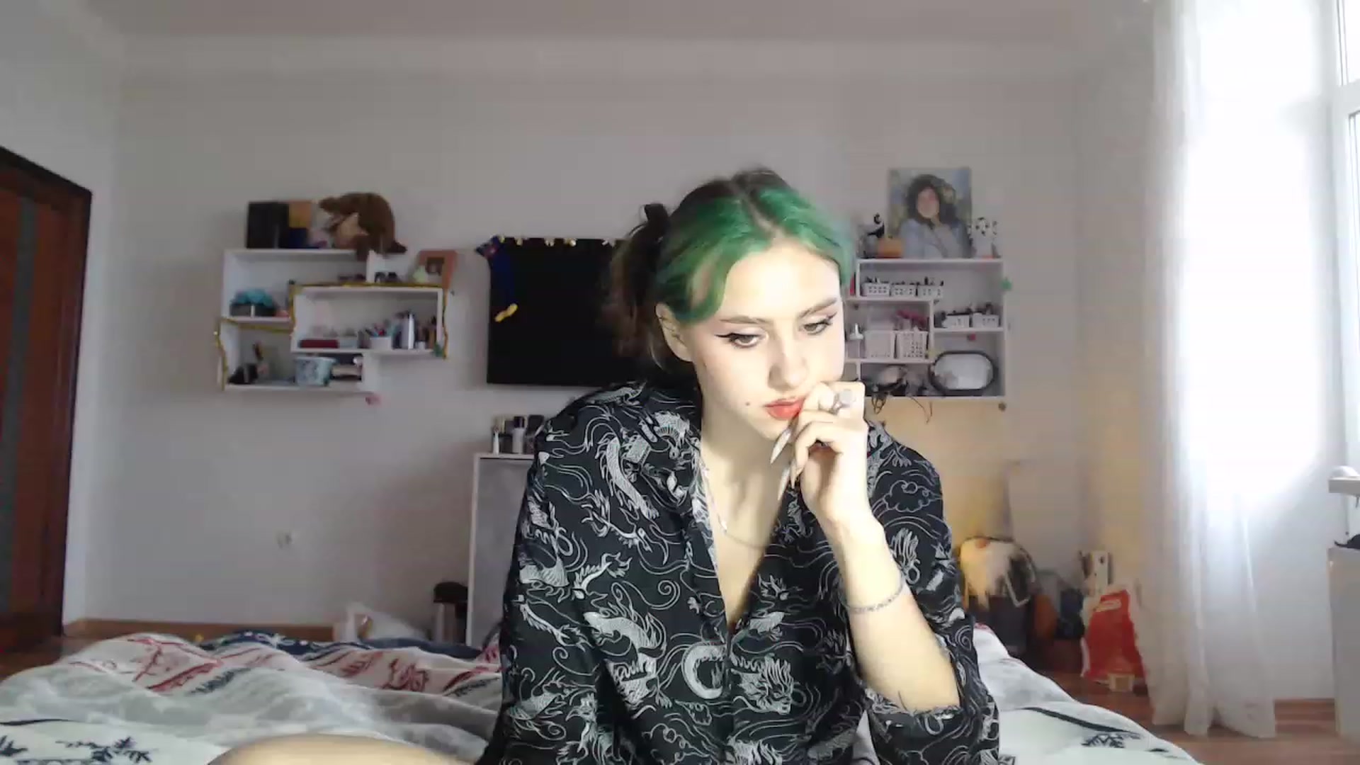 Gallery image thumbnail from MiaPhaola's myfreecams stream on, 12/22/2022, 13:46 image 18 of 20