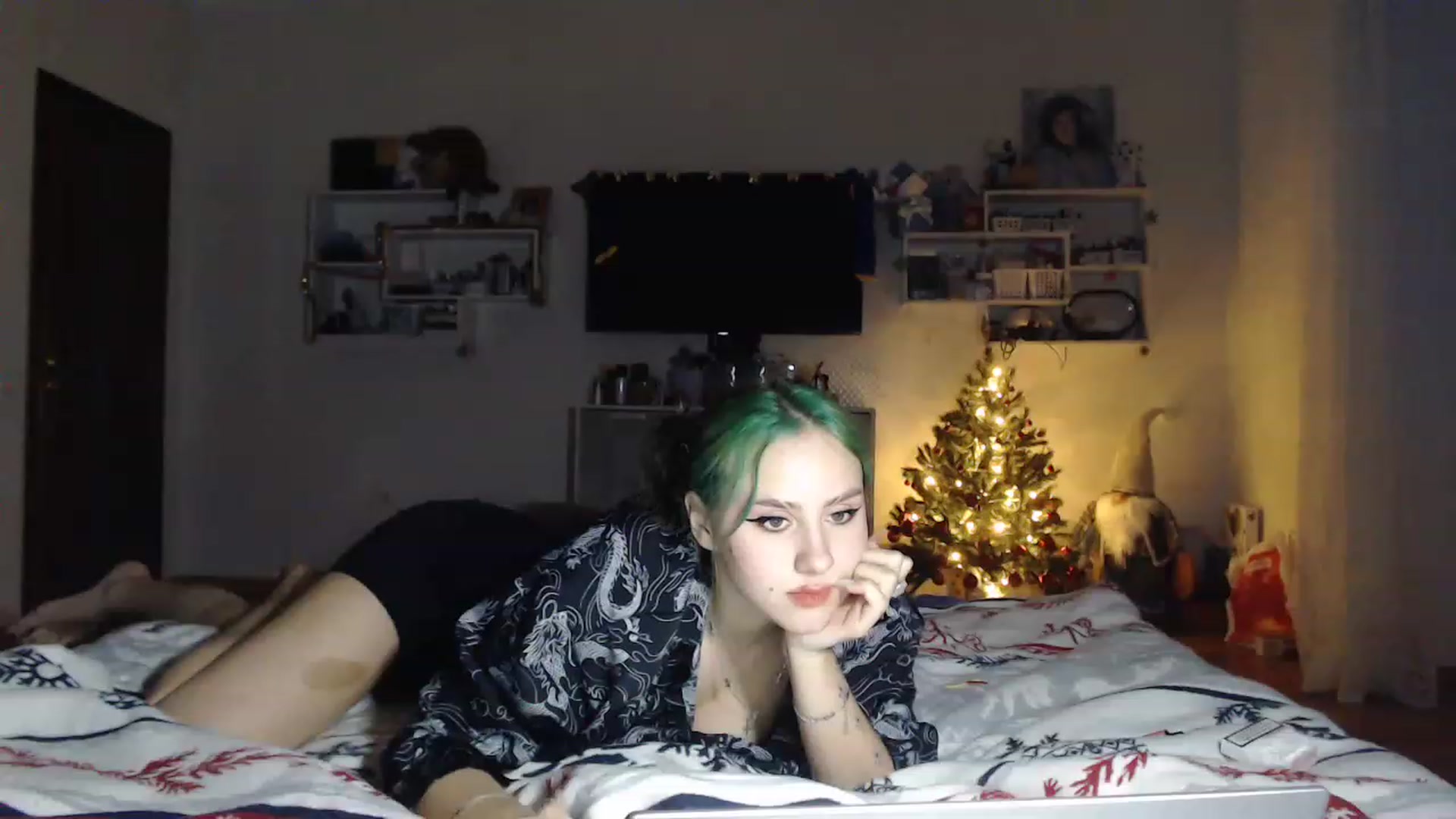 Gallery image thumbnail from MiaPhaola's myfreecams stream on, 12/22/2022, 14:55 image 15 of 20