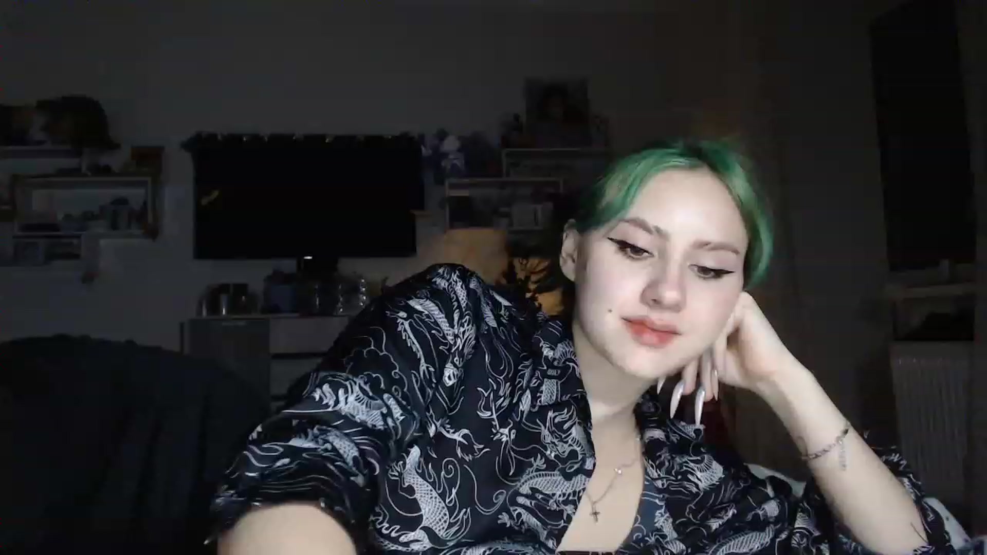 Gallery image thumbnail from MiaPhaola's myfreecams stream on, 12/22/2022, 16:02 image 13 of 20