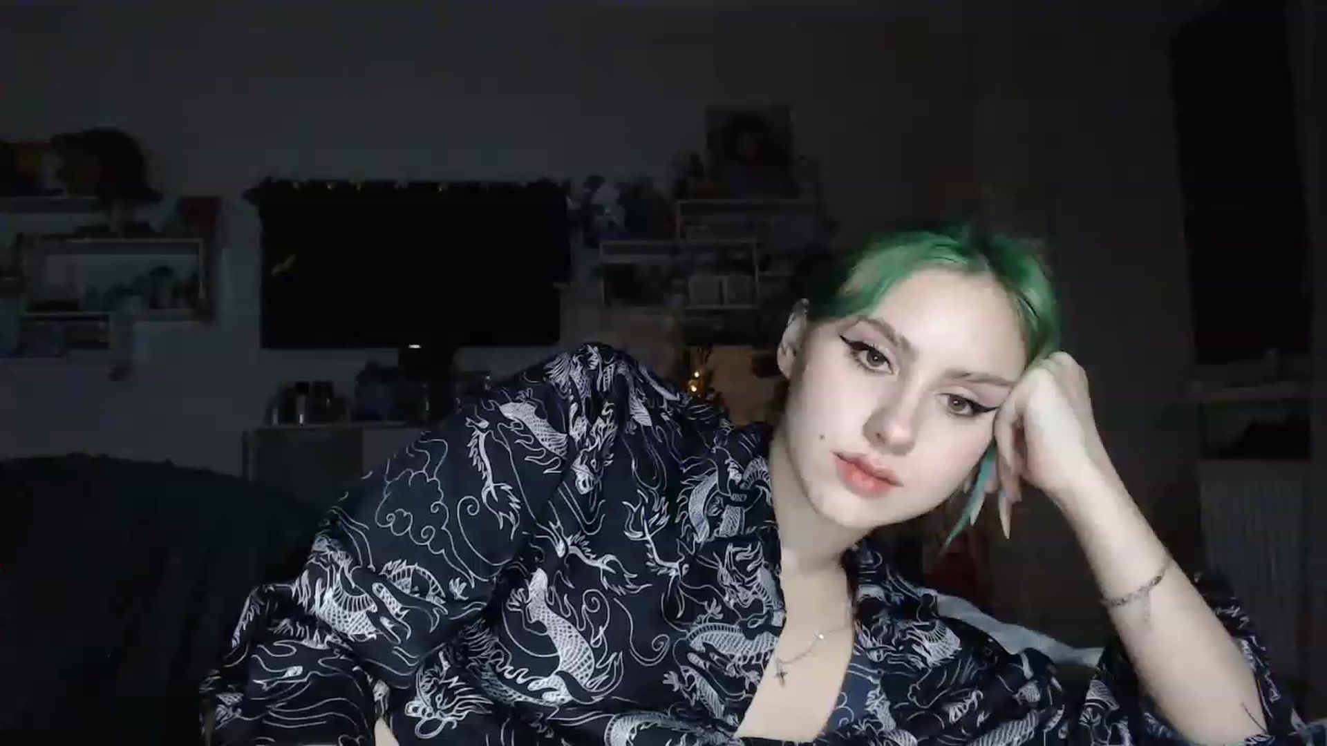 Gallery image thumbnail from MiaPhaola's myfreecams stream on, 12/22/2022, 16:02 image 14 of 20