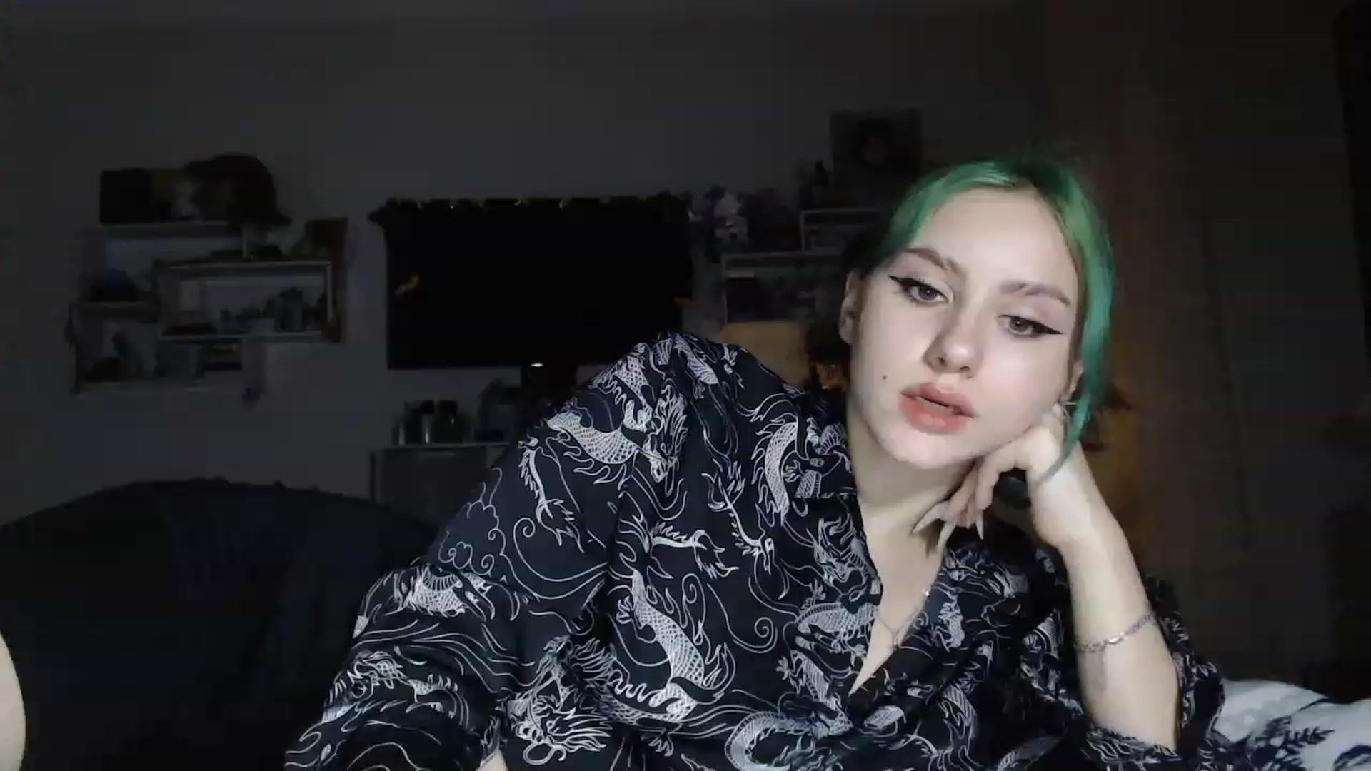 Gallery image thumbnail from MiaPhaola's myfreecams stream on, 12/22/2022, 16:02 image 10 of 20