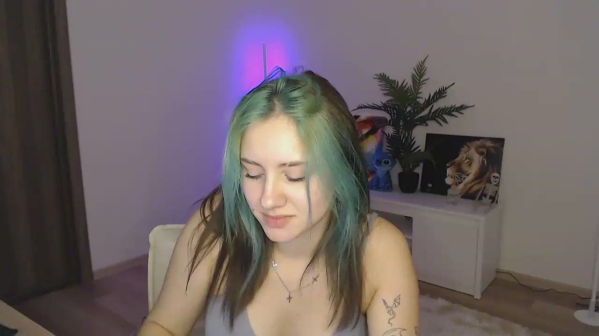Gallery image thumbnail from MiaPhaola's myfreecams stream on, 12/26/2022, 09:50 image 17 of 20