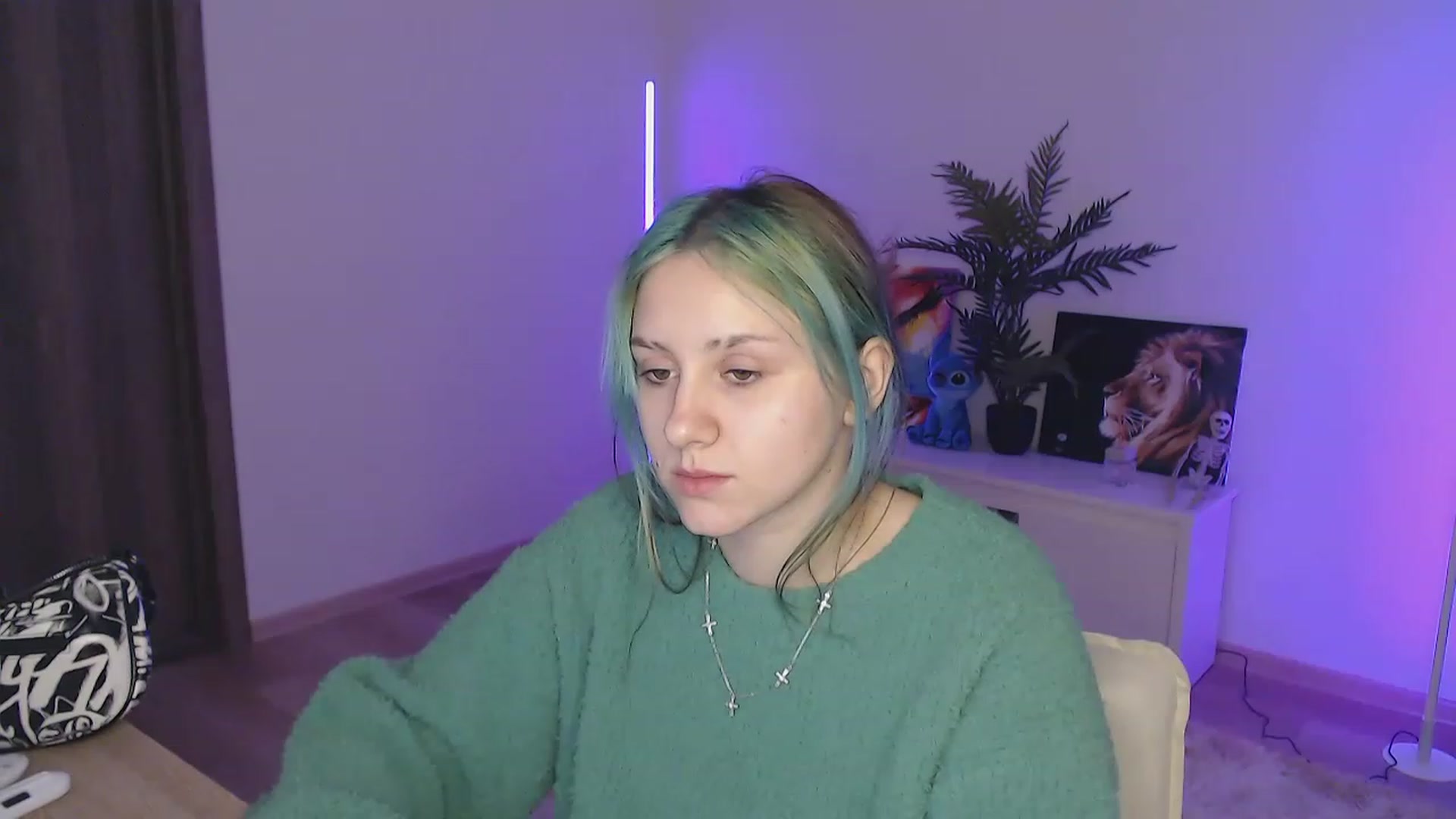 Gallery image thumbnail from MiaPhaola's myfreecams stream on, 12/27/2022, 11:05 image 5 of 20