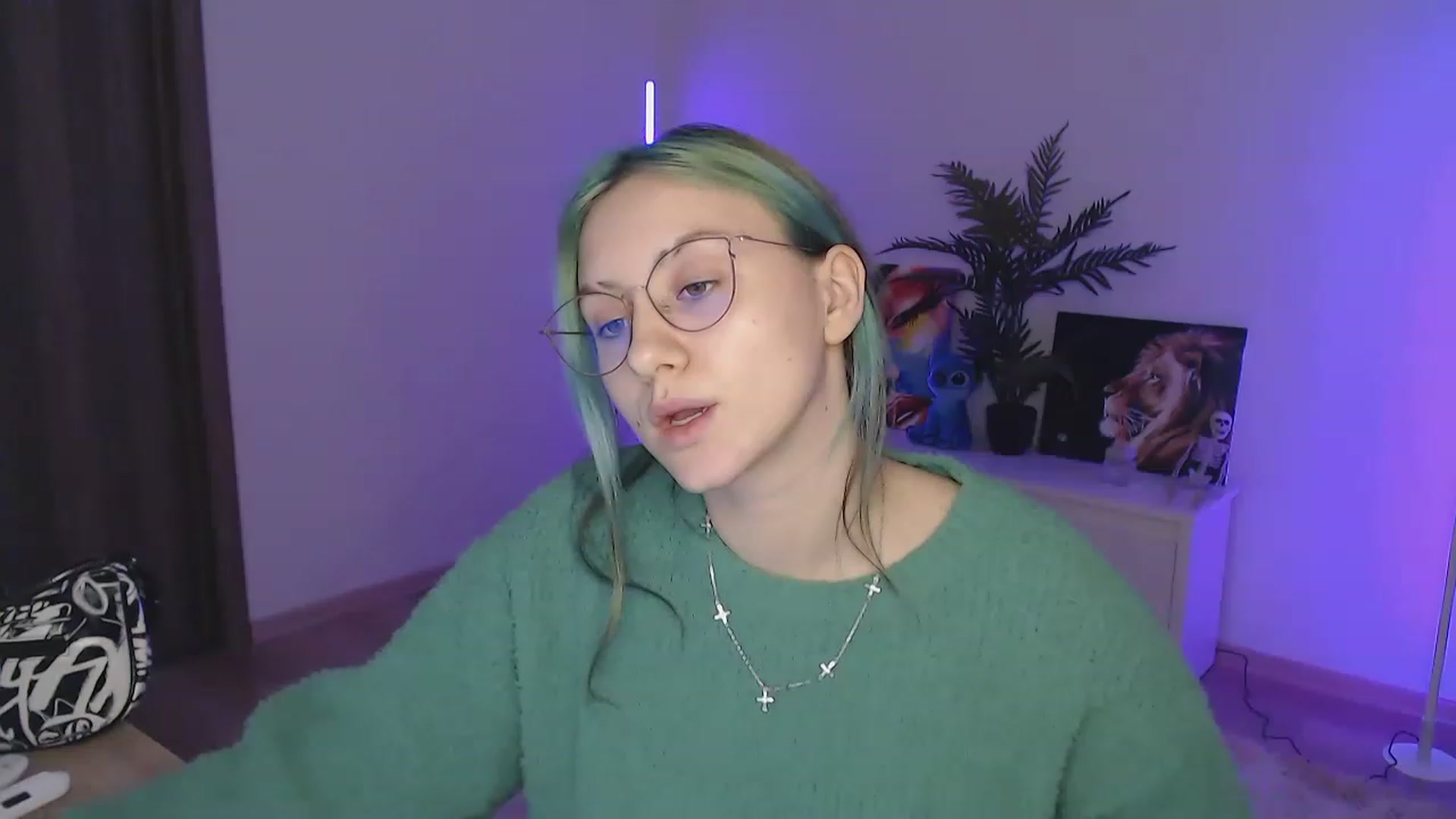 Gallery image thumbnail from MiaPhaola's myfreecams stream on, 12/27/2022, 11:05 image 14 of 20