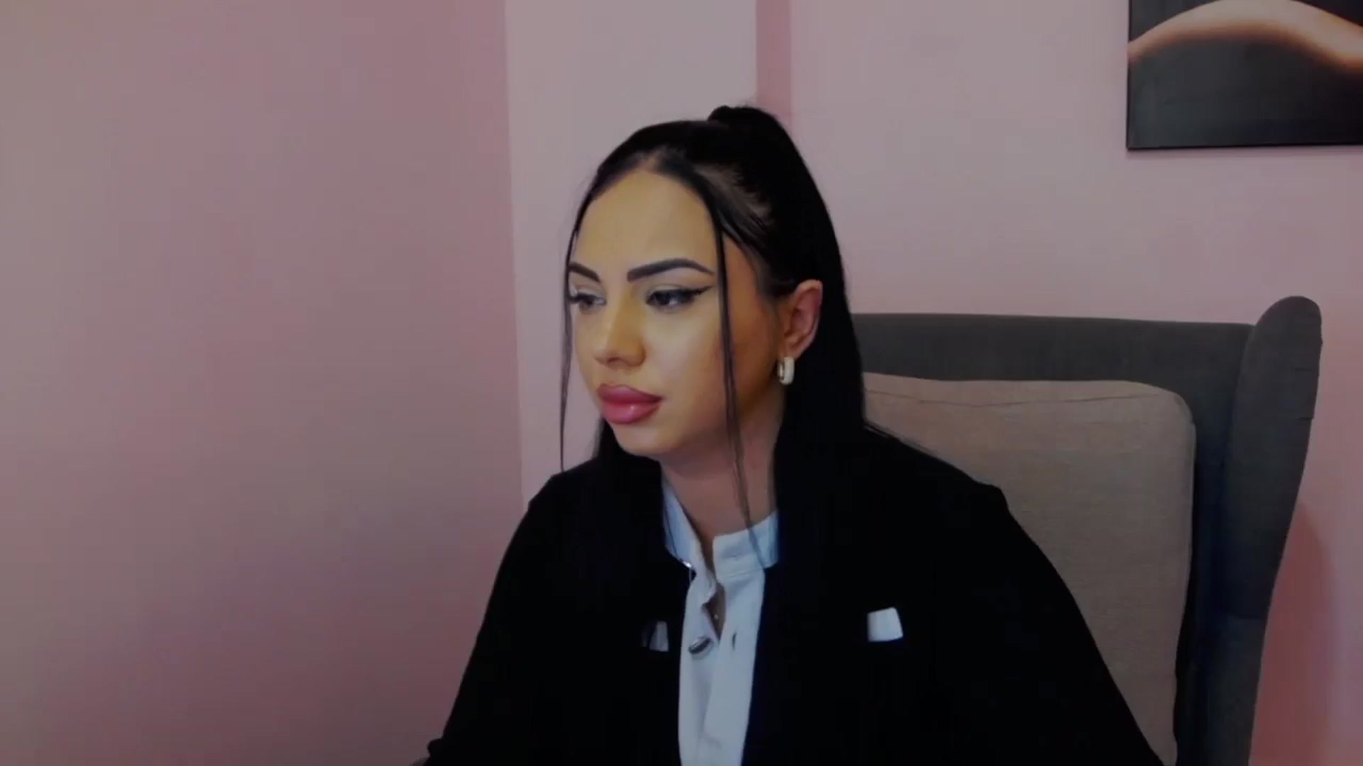 Gallery image thumbnail from MiaRain's myfreecams stream on, 04/21/2026, 18:54 image 20 of 20