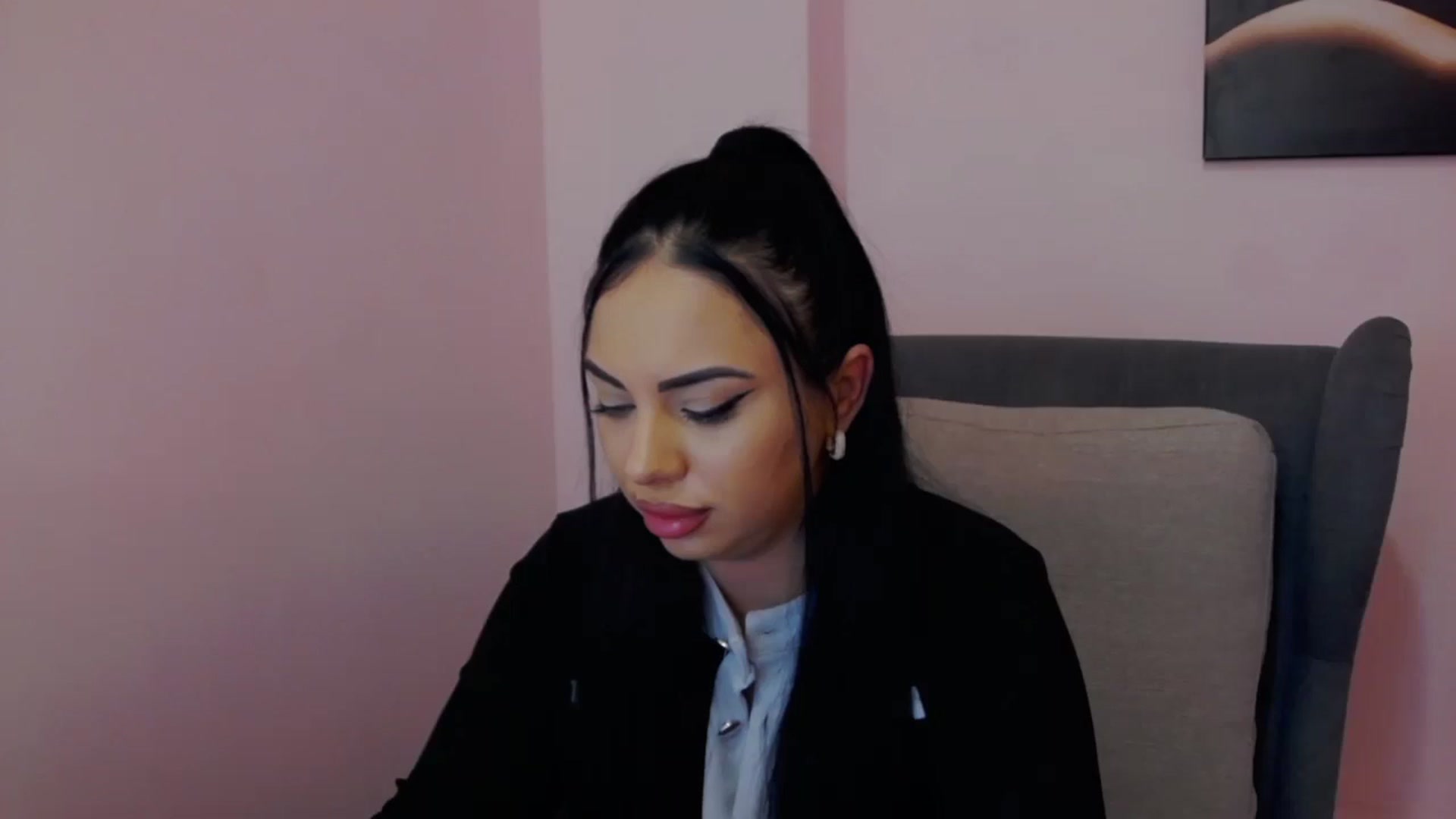 Gallery image thumbnail from MiaRain's myfreecams stream on, 04/21/2026, 18:54 image 2 of 20
