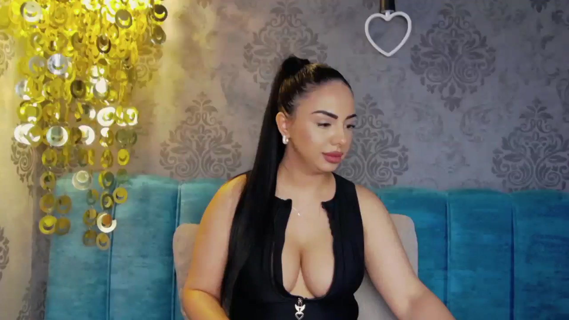 Gallery image thumbnail from MiaRain's myfreecams stream on, 05/04/2026, 15:17 image 14 of 20