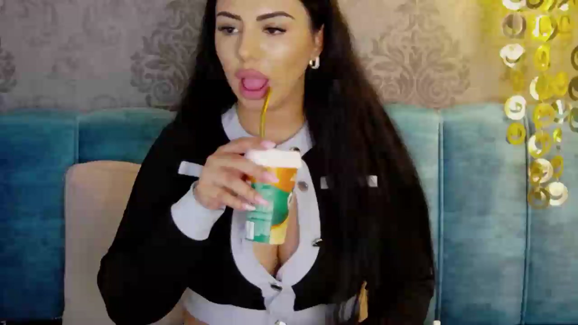 Gallery image thumbnail from MiaRain's myfreecams stream on, 05/24/2026, 17:15 image 2 of 20