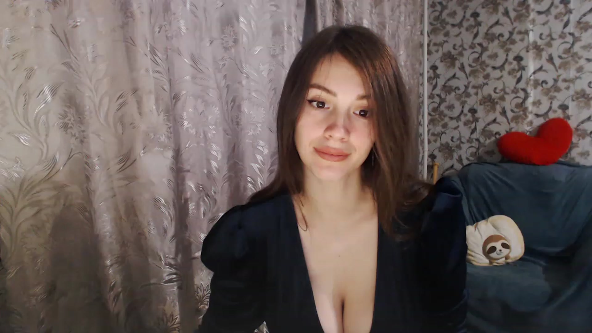 Gallery image thumbnail from MiaRoony's myfreecams stream on, 11/17/2022, 13:16 image 12 of 20