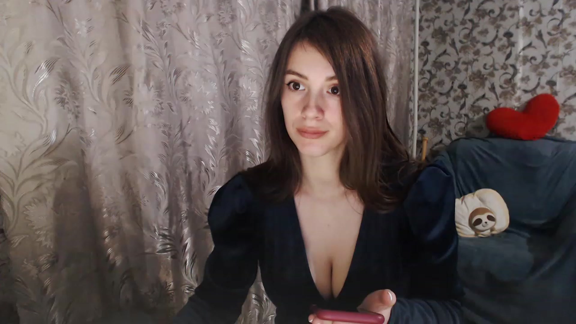 Gallery image thumbnail from MiaRoony's myfreecams stream on, 11/17/2022, 15:08 image 17 of 20