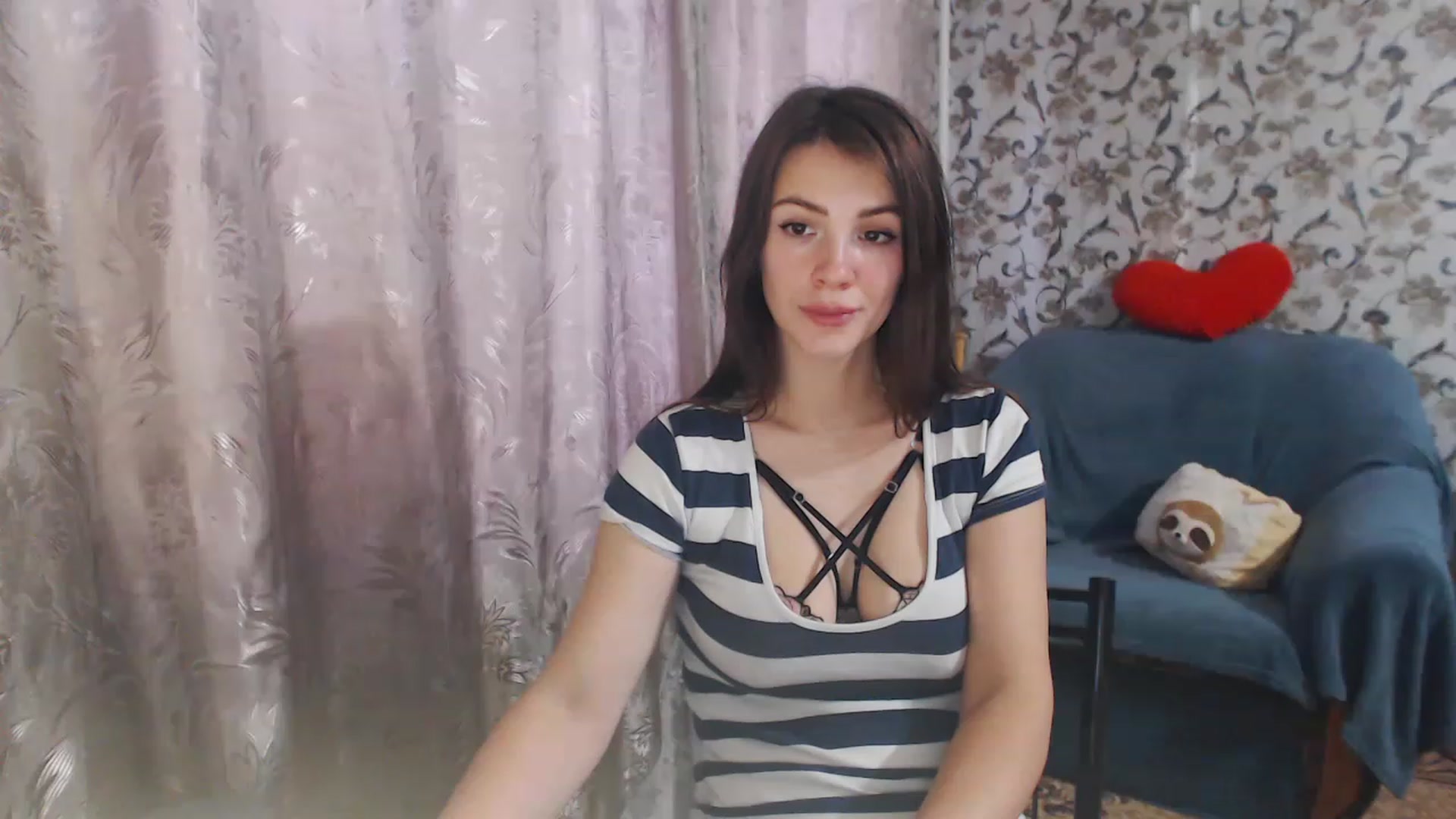 Gallery image thumbnail from MiaRoony's myfreecams stream on, 11/22/2022, 11:05 image 16 of 20