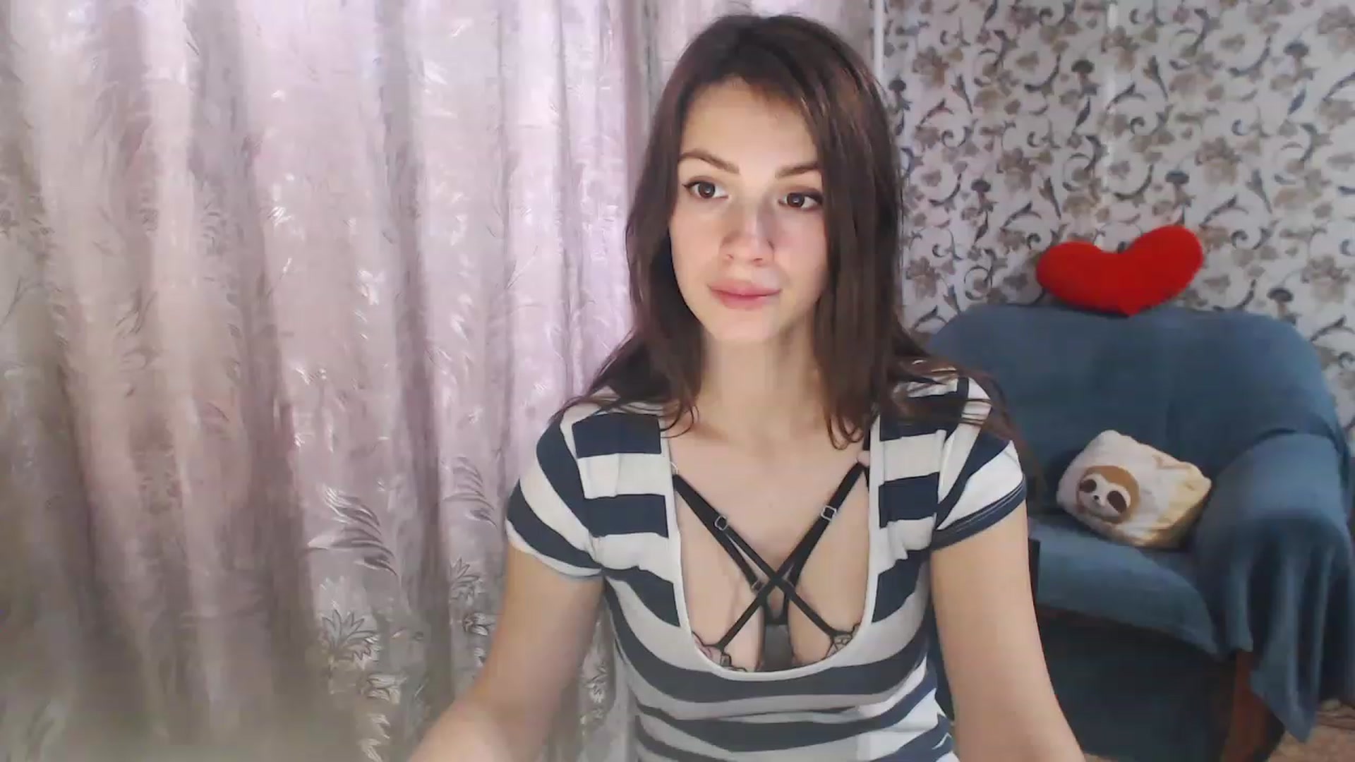 Gallery image thumbnail from MiaRoony's myfreecams stream on, 11/22/2022, 11:05 image 20 of 20