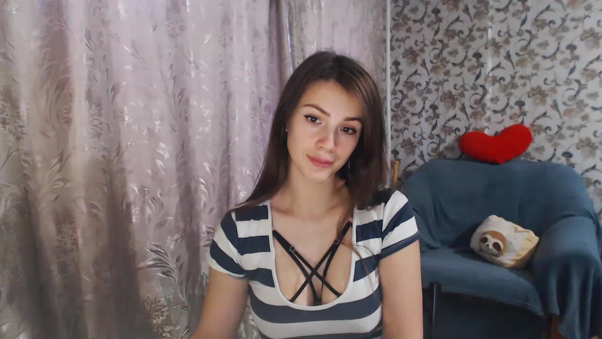 Gallery image thumbnail from MiaRoony's myfreecams stream on, 11/22/2022, 12:02 image 9 of 20