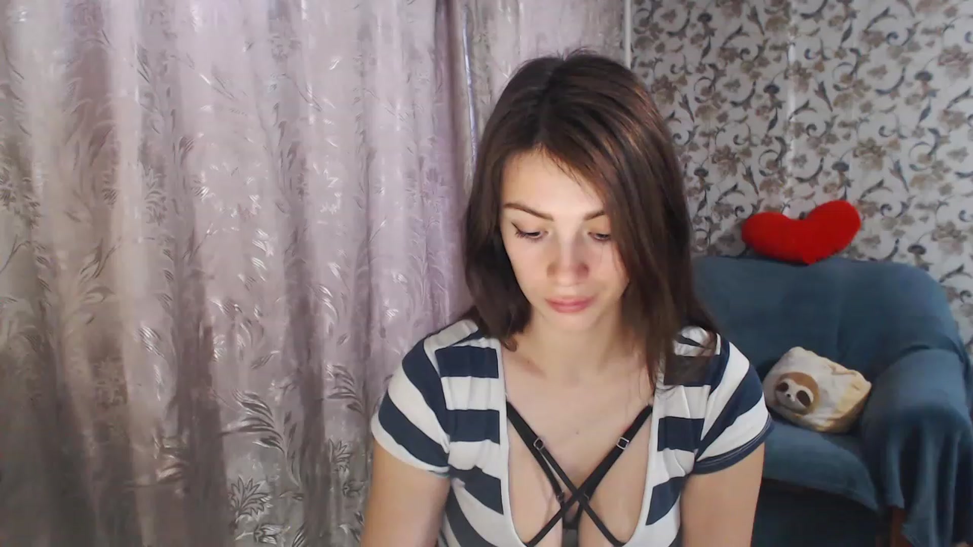 Gallery image thumbnail from MiaRoony's myfreecams stream on, 11/22/2022, 12:02 image 13 of 20