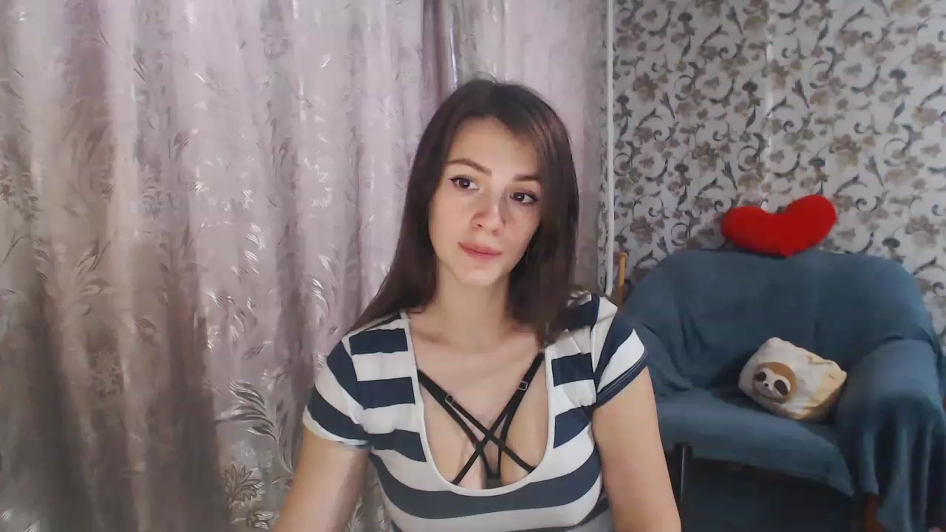 Gallery image thumbnail from MiaRoony's myfreecams stream on, 11/22/2022, 12:02 image 17 of 20