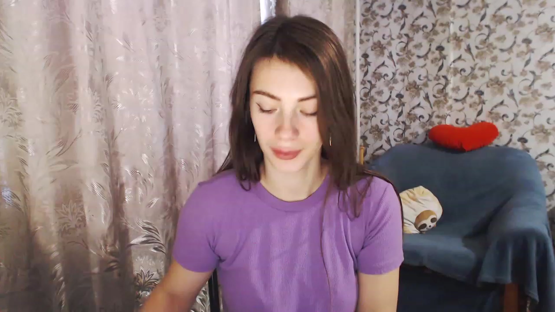 Gallery image thumbnail from MiaRoony's myfreecams stream on, 11/23/2022, 07:06 image 13 of 20