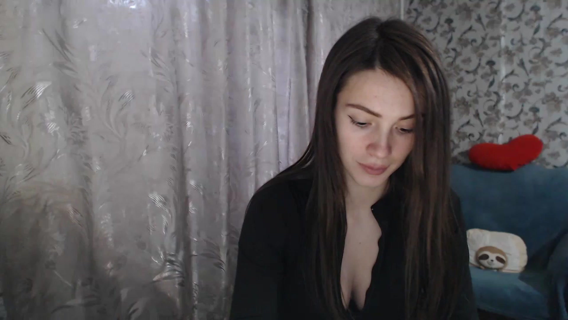 Gallery image thumbnail from MiaRoony's myfreecams stream on, 11/25/2022, 13:02 image 9 of 20