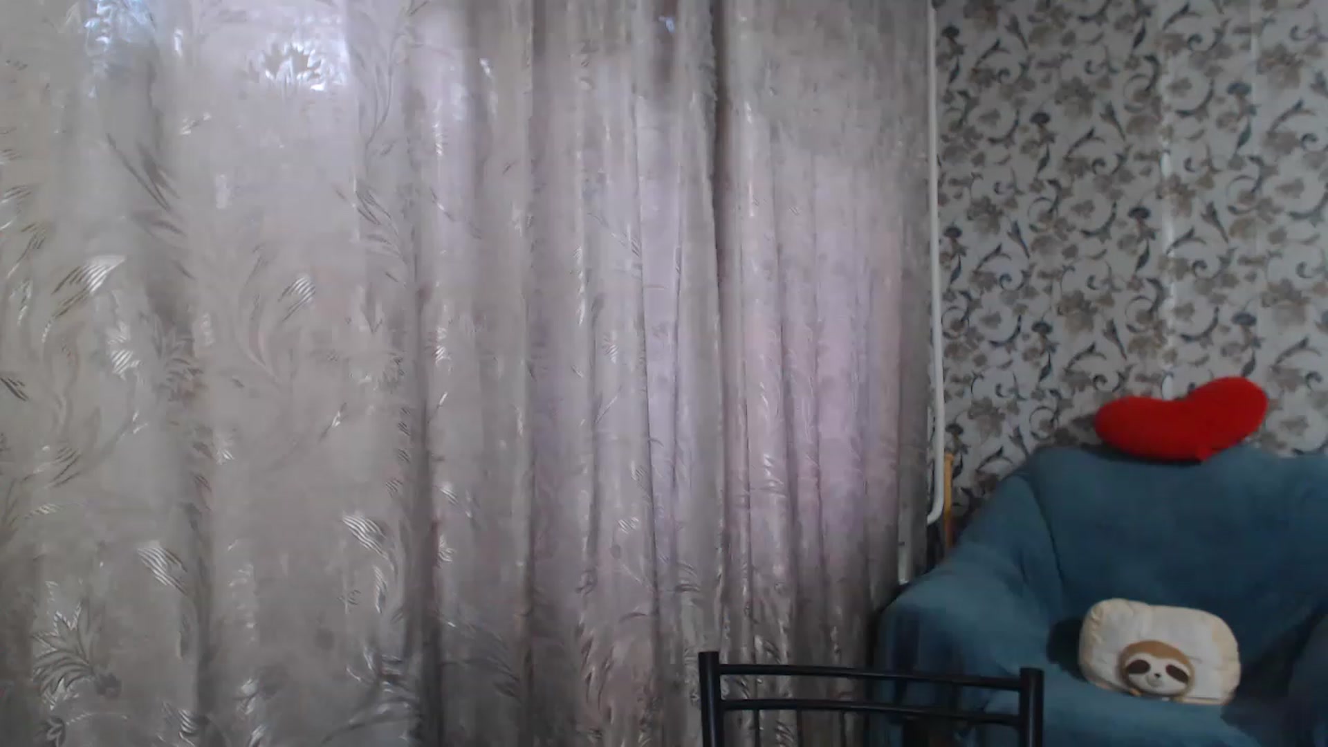 Gallery image thumbnail from MiaRoony's myfreecams stream on, 11/25/2022, 13:02 image 6 of 20