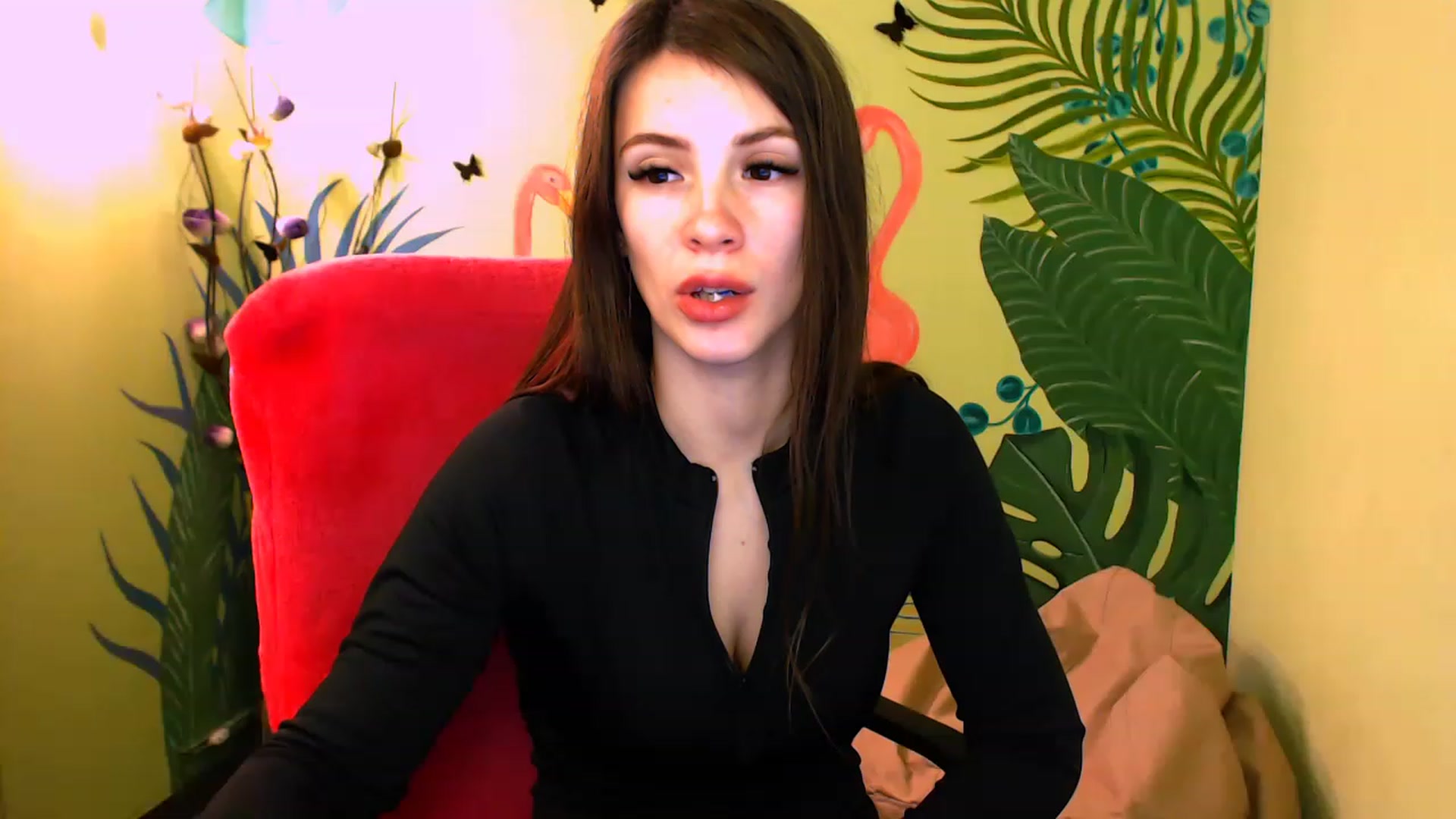 Gallery image thumbnail from MiaRoony's myfreecams stream on, 11/29/2022, 11:20 image 17 of 20