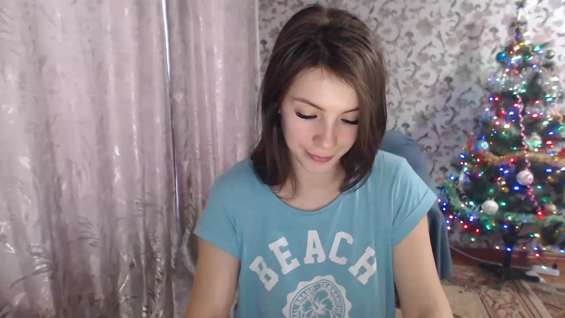 Gallery image thumbnail from MiaRoony's myfreecams stream on, 12/26/2022, 11:27 image 2 of 20
