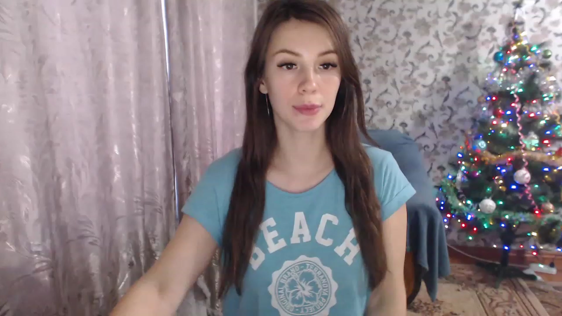Gallery image thumbnail from MiaRoony's myfreecams stream on, 12/26/2022, 11:27 image 3 of 20