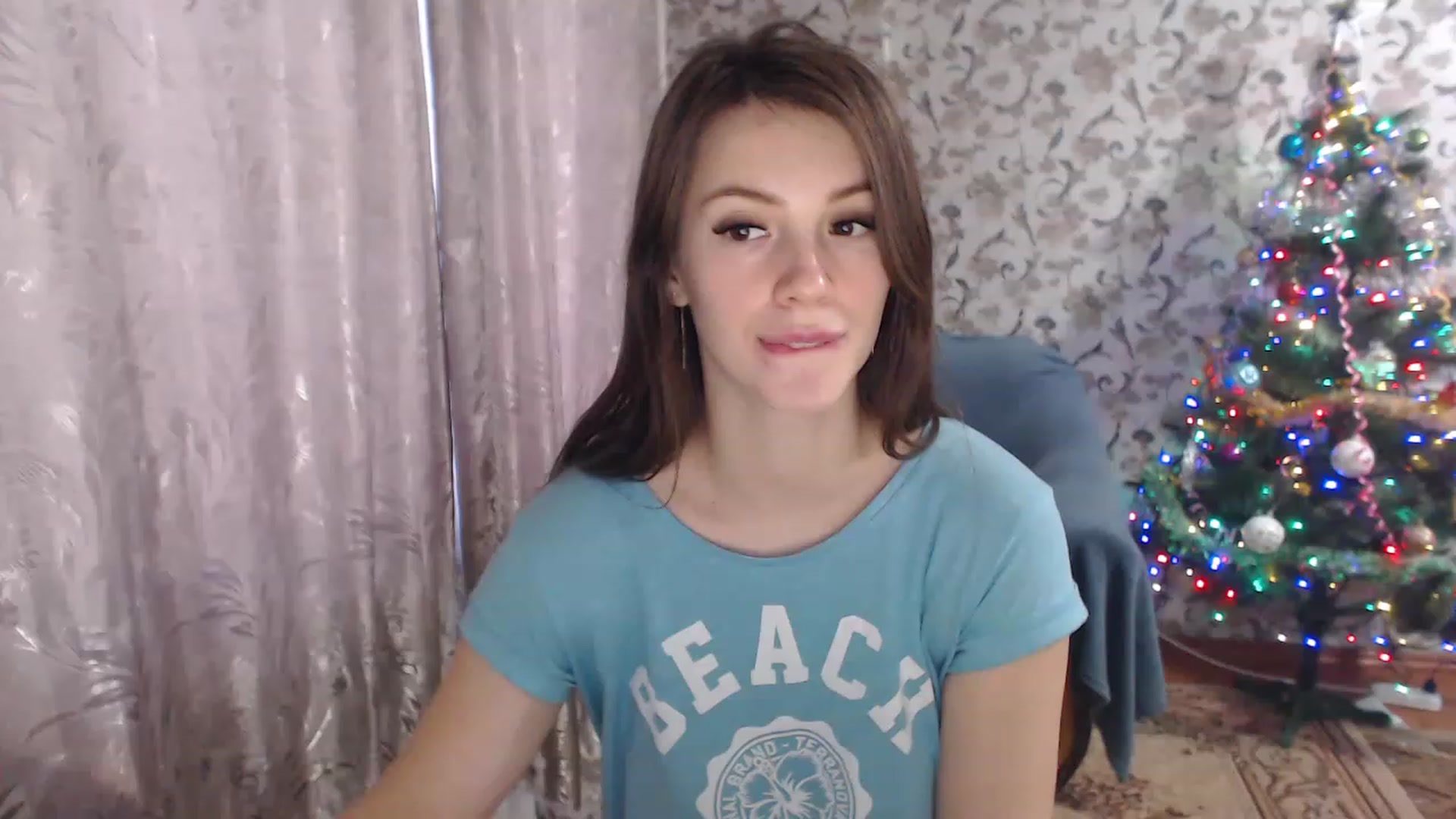 Gallery image thumbnail from MiaRoony's myfreecams stream on, 12/26/2022, 11:27 image 6 of 20
