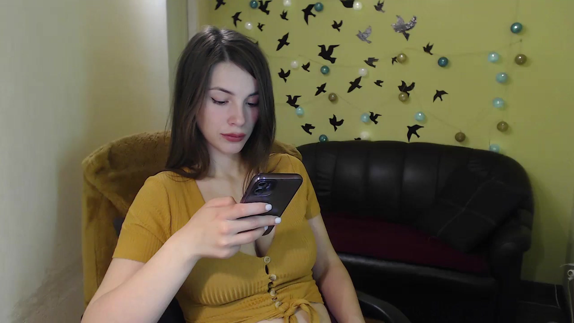 Gallery image thumbnail from MiaRoony's myfreecams stream on, 05/12/2024, 11:31 image 11 of 20