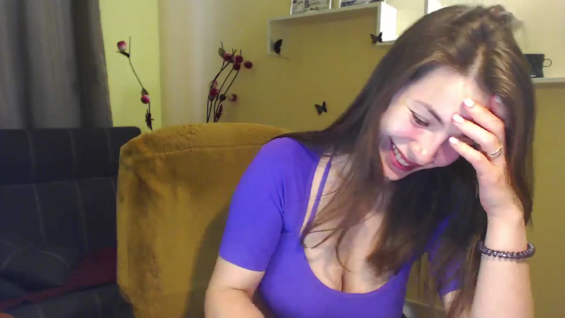 Gallery image thumbnail from MiaRoony's myfreecams stream on, 06/28/2024, 15:01 image 7 of 20