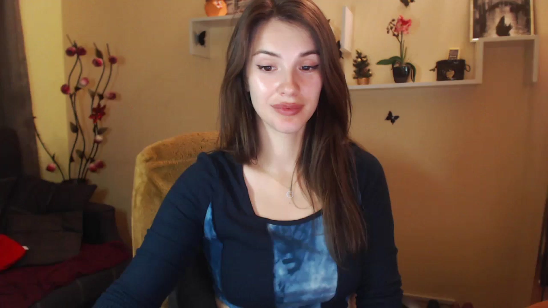 Gallery image thumbnail from MiaRoony's myfreecams stream on, 10/28/2024, 13:04 image 12 of 20
