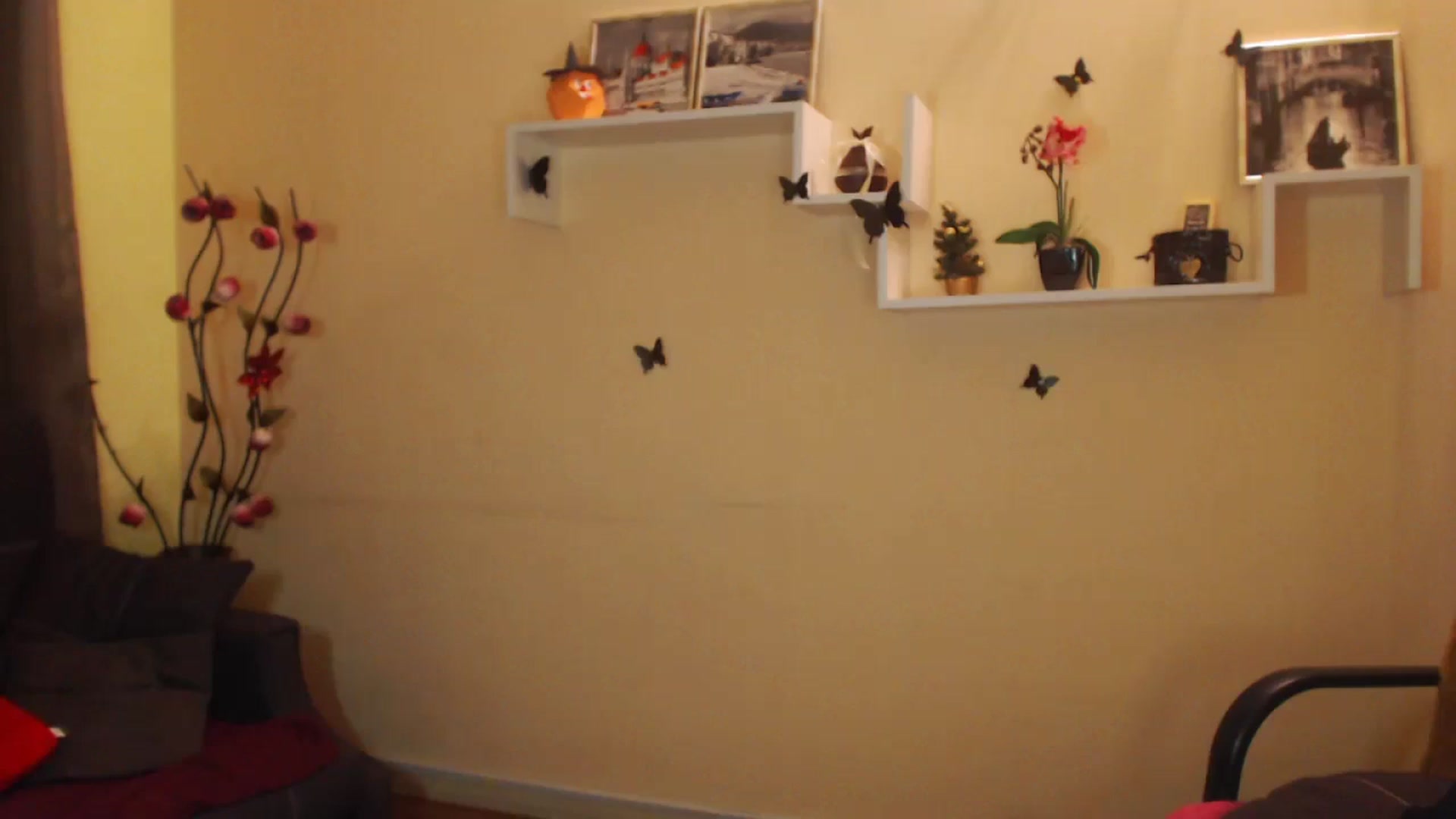 Gallery image thumbnail from MiaRoony's myfreecams stream on, 10/28/2024, 13:04 image 17 of 20