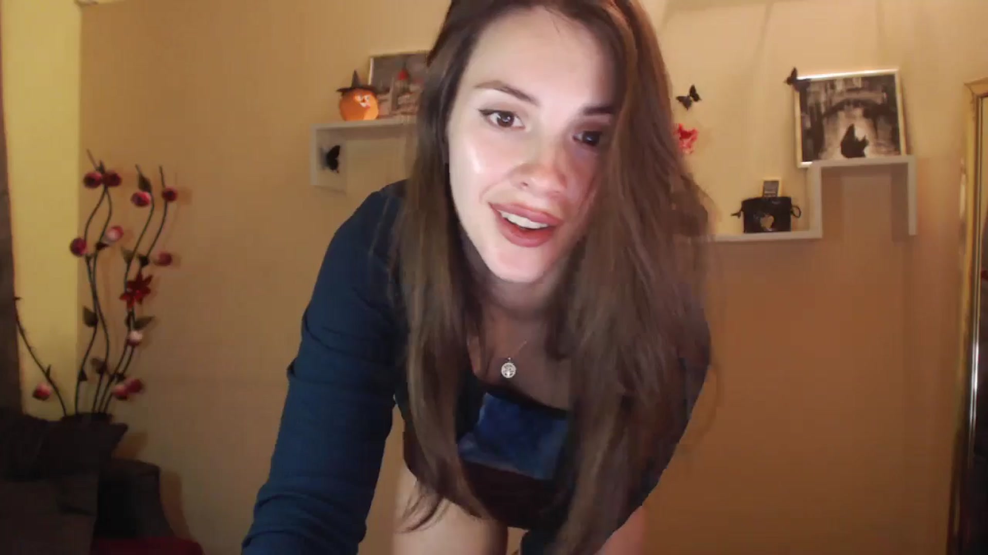 Gallery image thumbnail from MiaRoony's myfreecams stream on, 10/28/2024, 15:02 image 18 of 20