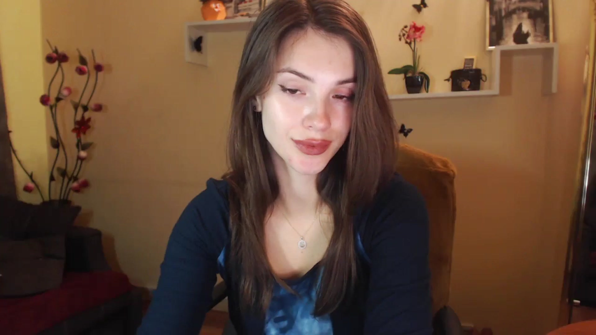 Gallery image thumbnail from MiaRoony's myfreecams stream on, 10/28/2024, 15:02 image 12 of 20