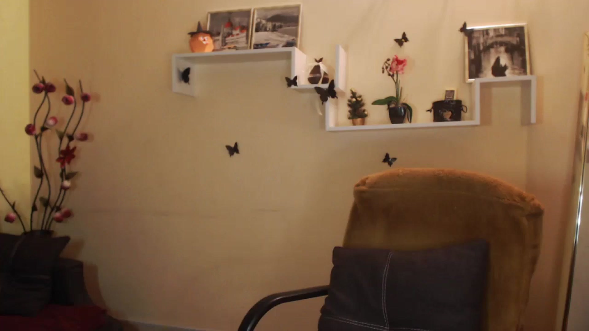 Gallery image thumbnail from MiaRoony's myfreecams stream on, 11/10/2024, 12:50 image 3 of 20