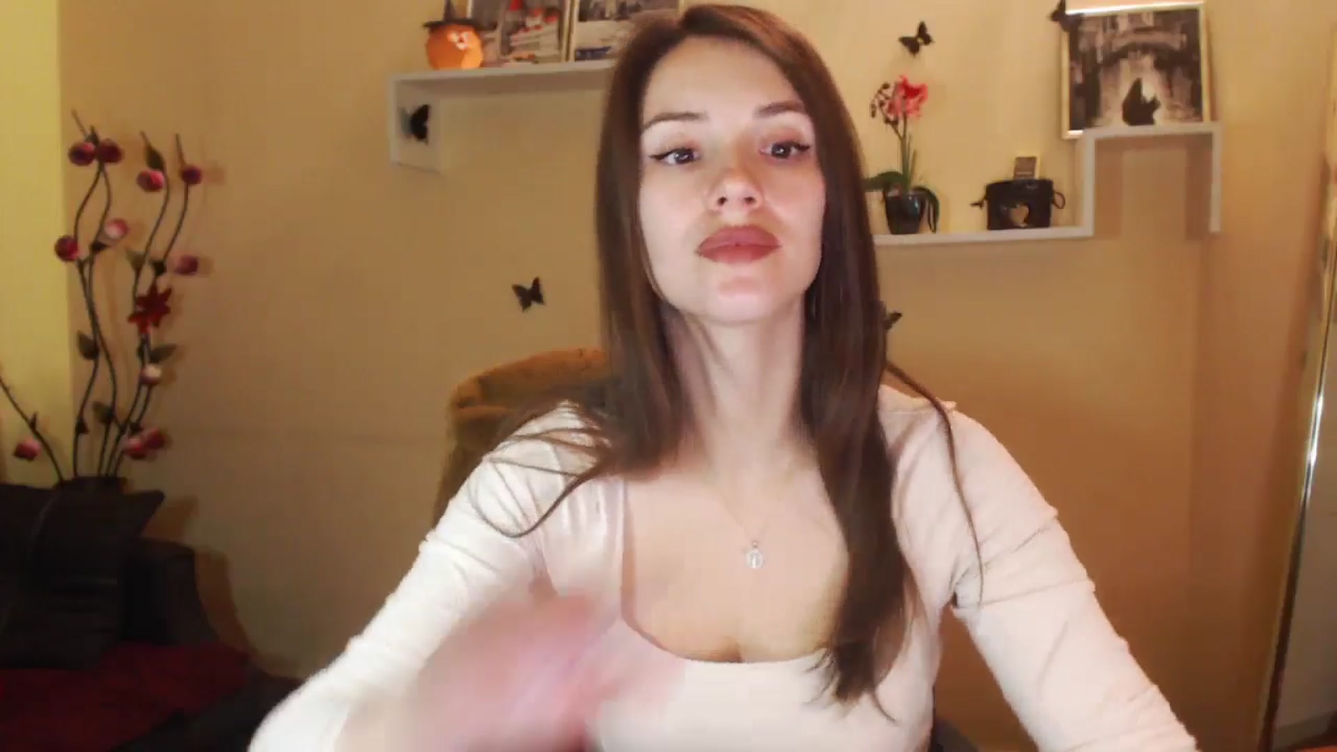 Gallery image thumbnail from MiaRoony's myfreecams stream on, 11/10/2024, 12:50 image 17 of 20